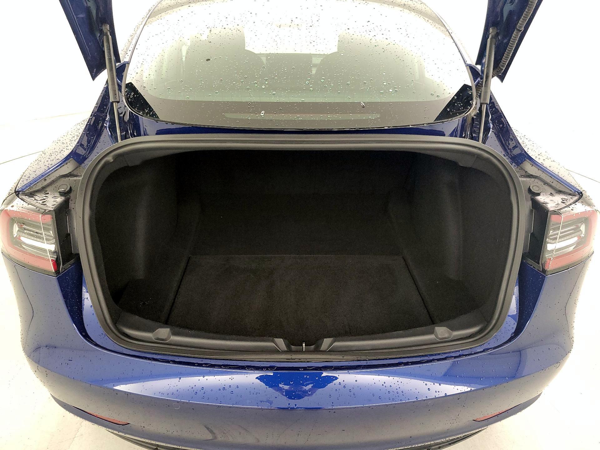 Thumbnail: 2019 Tesla Model 3 - 20
