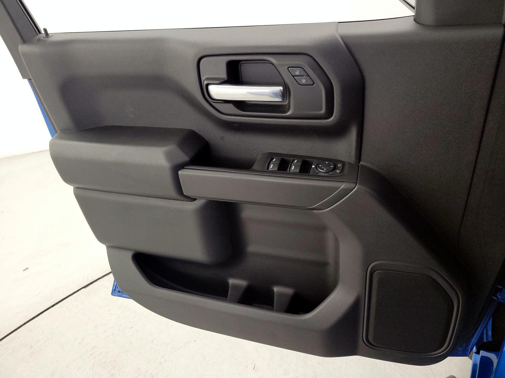 Thumbnail: 2022 Chevrolet Silverado 1500 - 12