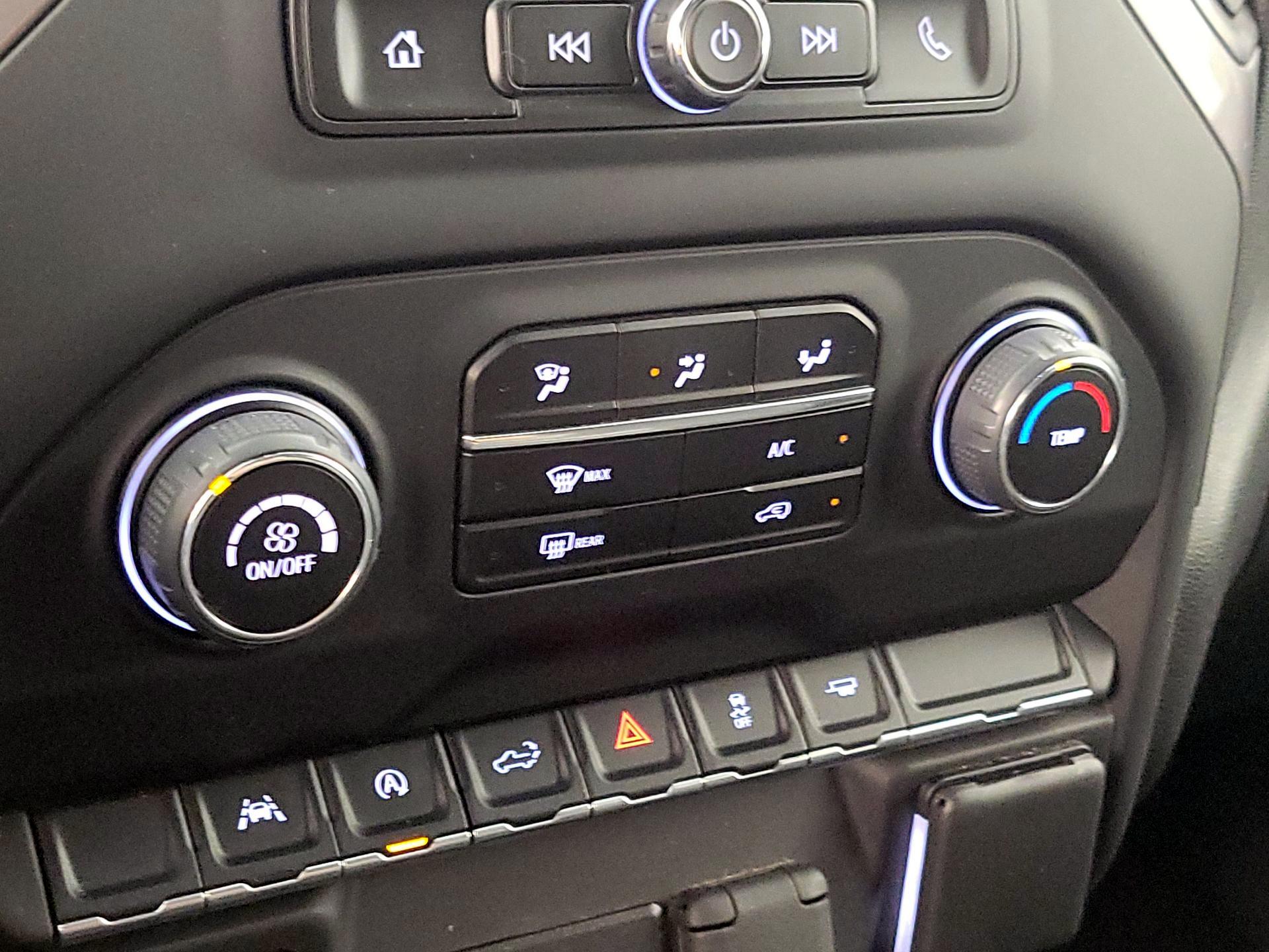 Thumbnail: 2022 Chevrolet Silverado 1500 - 16