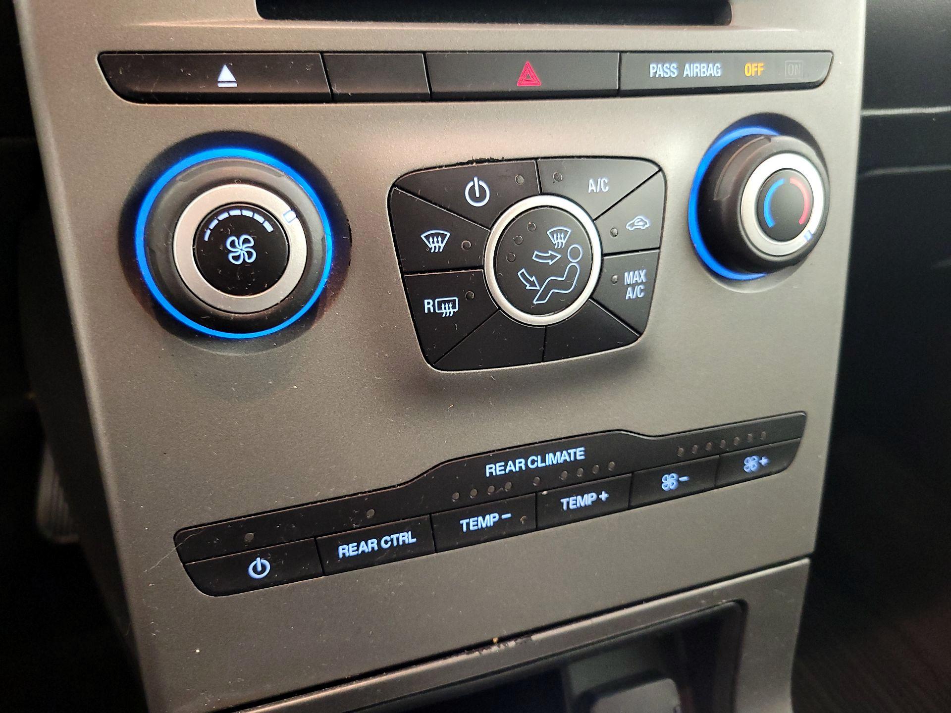 Thumbnail: 2019 Ford Flex - 16