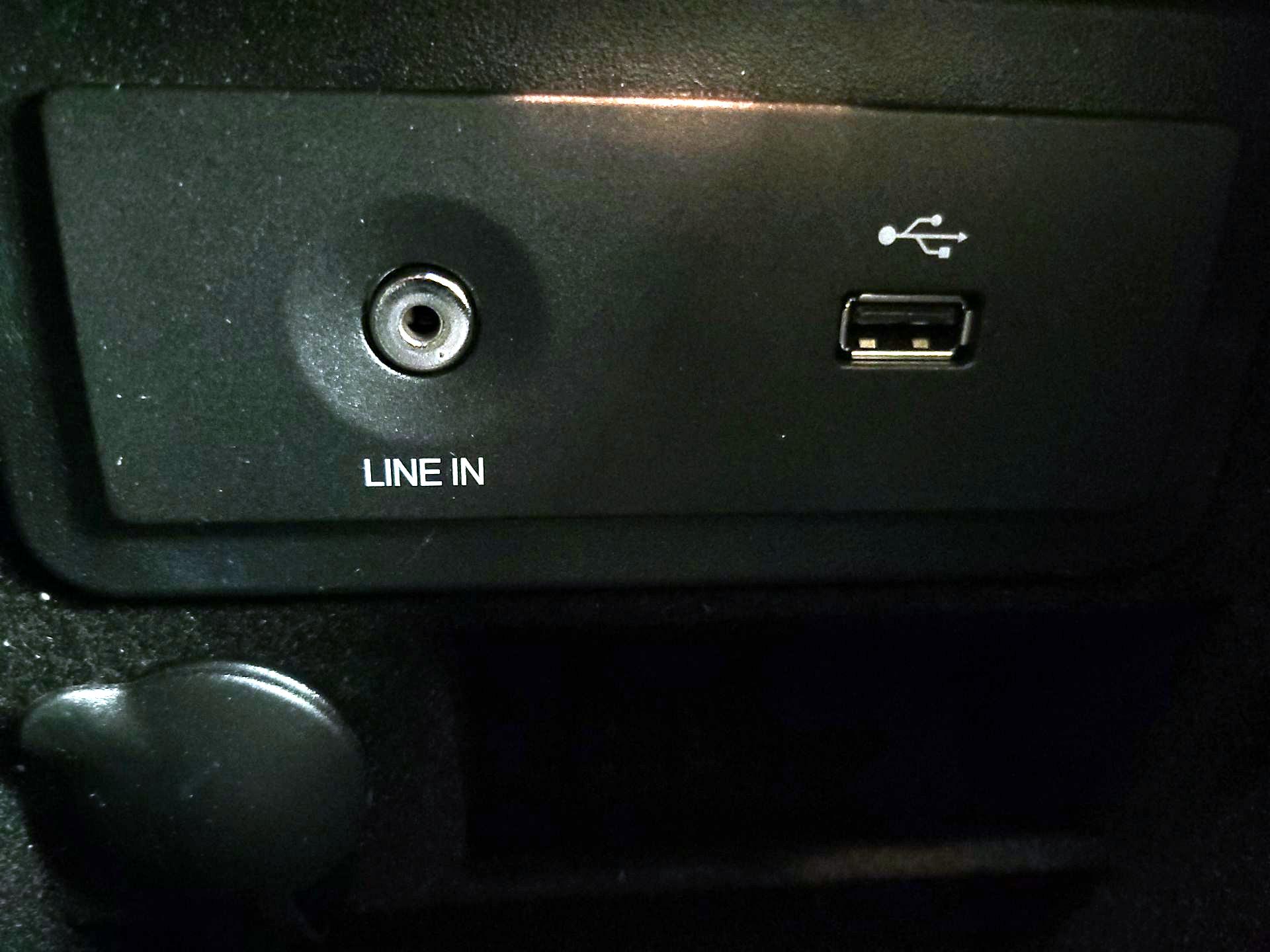 Thumbnail: 2019 Ford Flex - 18