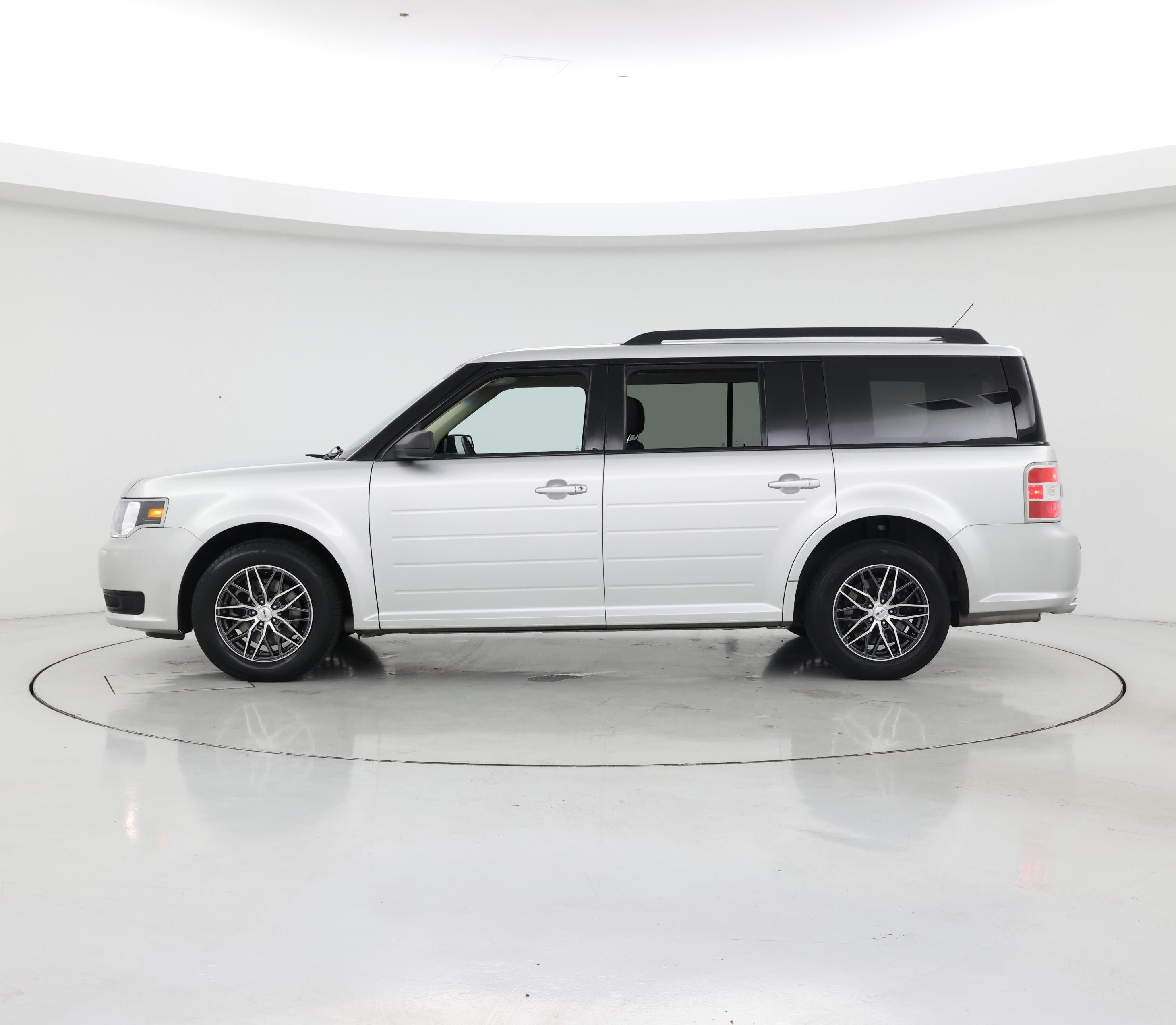 Thumbnail: 2019 Ford Flex - 3