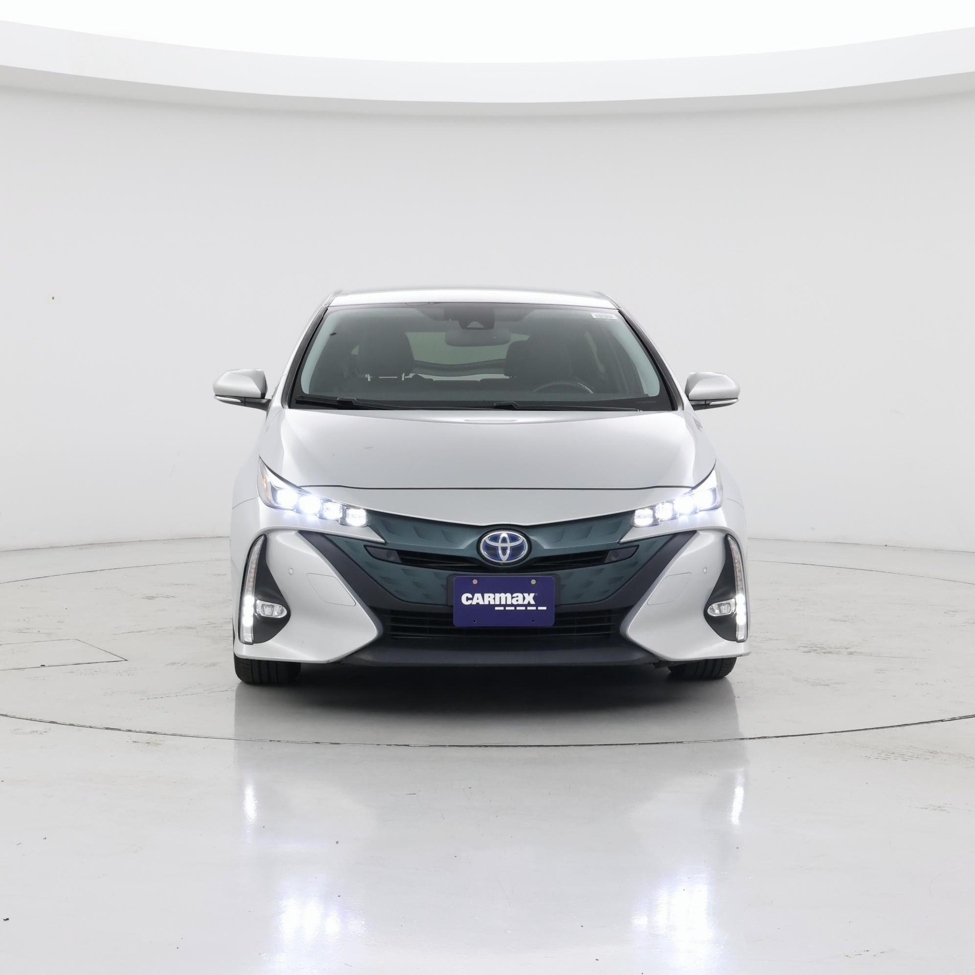Thumbnail: 2017 Toyota Prius Prime - 5