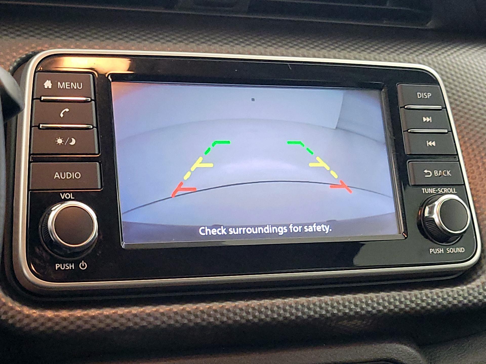 Thumbnail: 2020 Nissan Kicks - 14