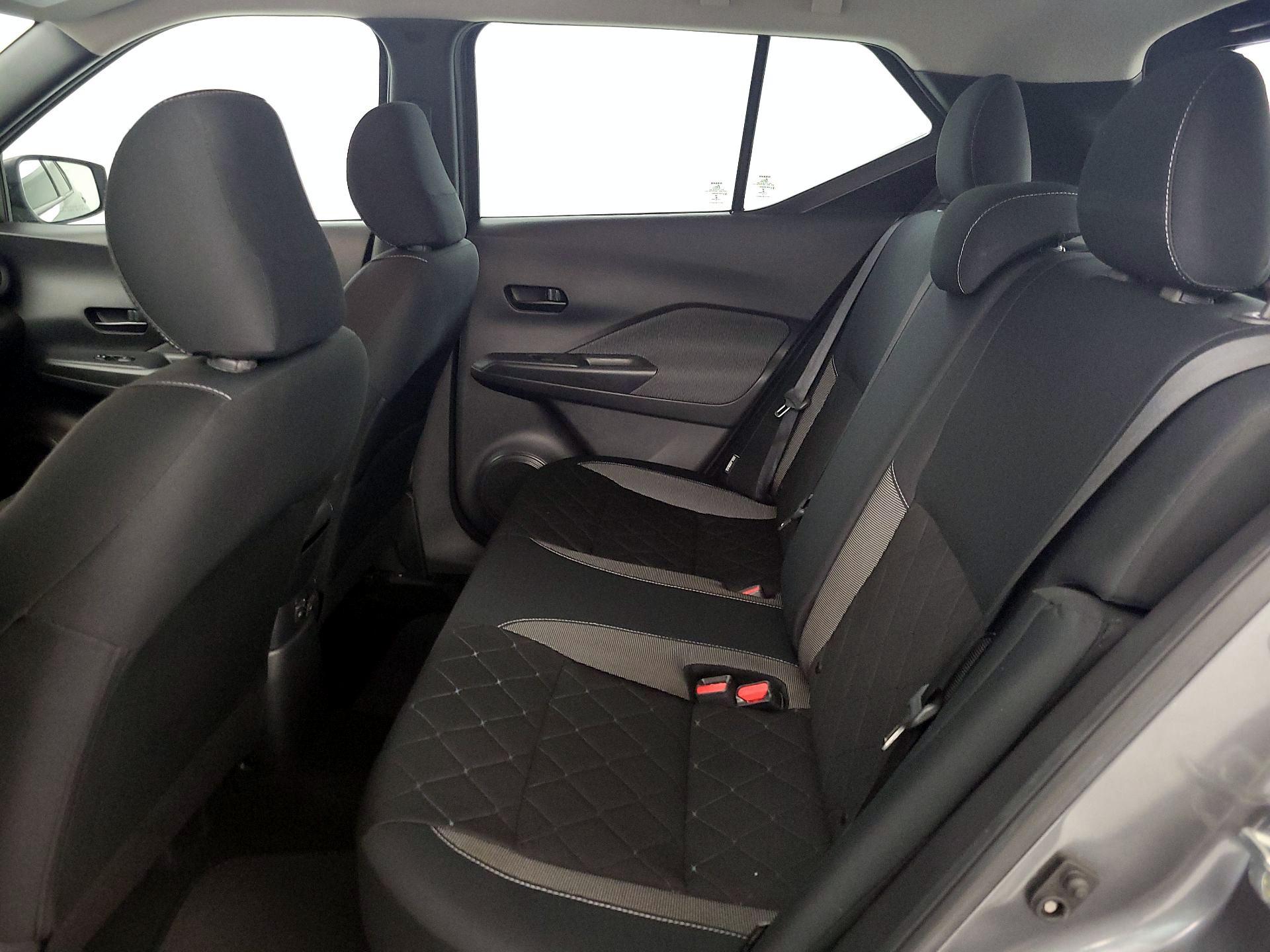 Thumbnail: 2020 Nissan Kicks - 19