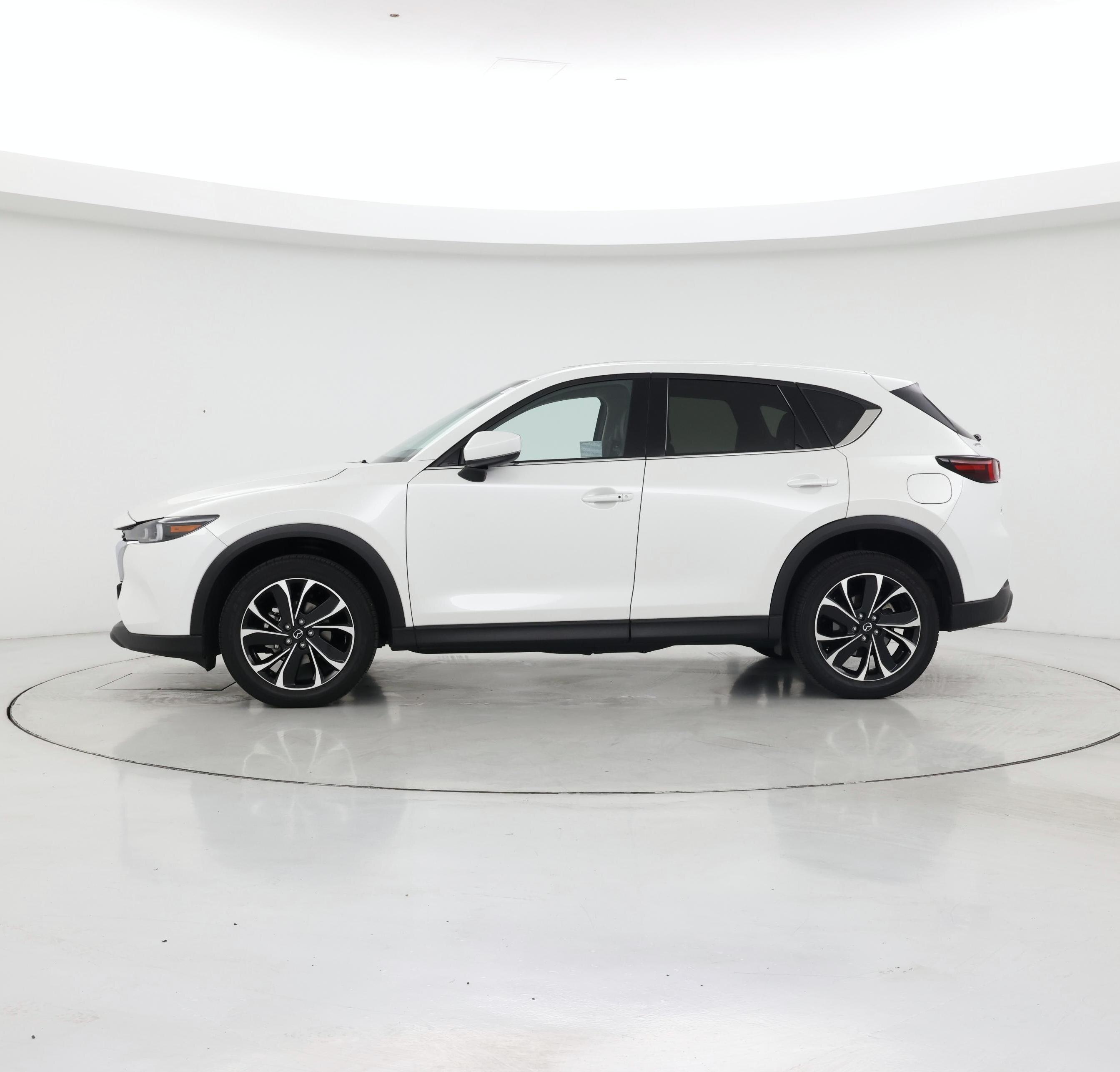 Thumbnail: 2023 Mazda CX-5 - 3