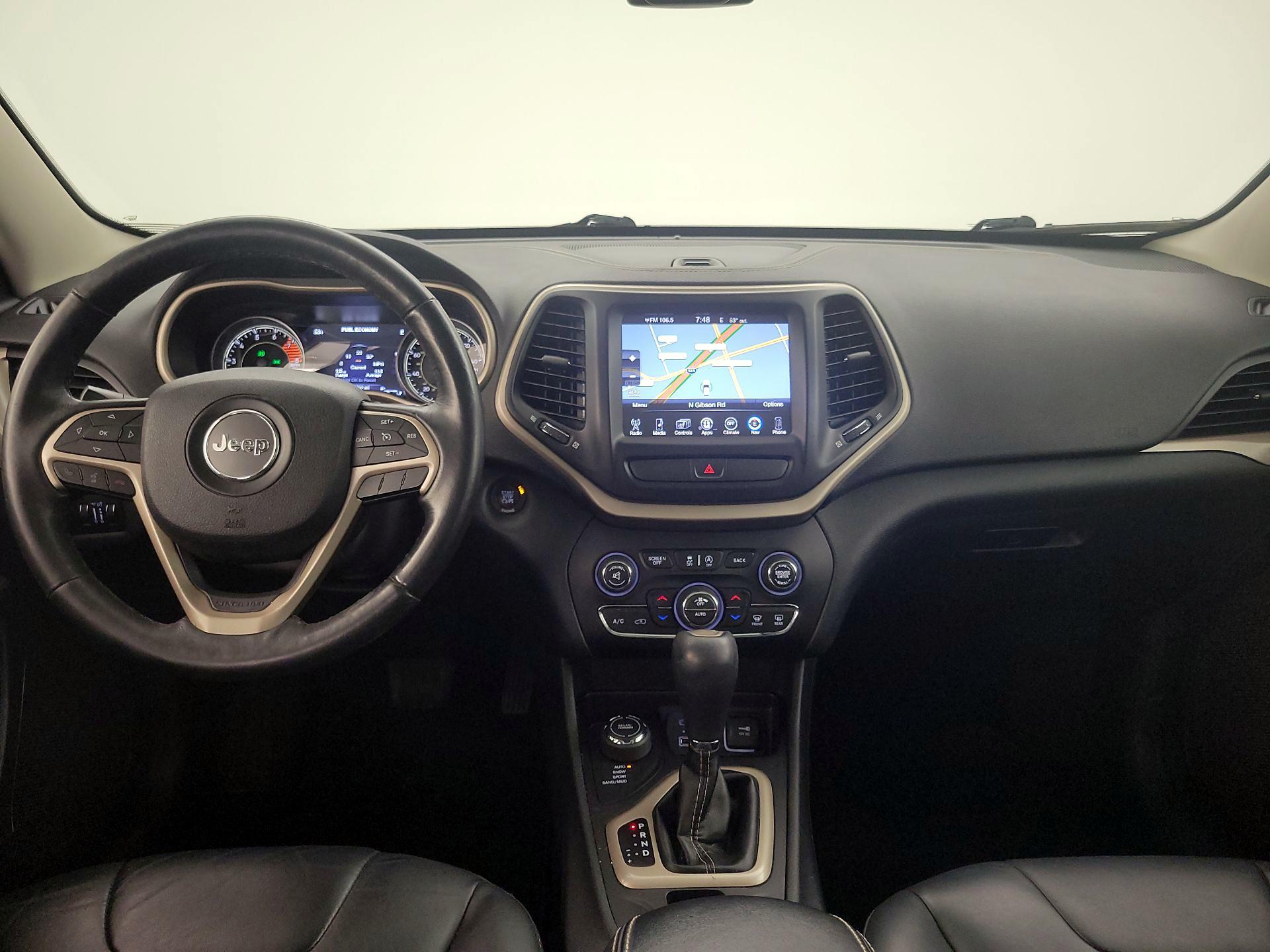 Thumbnail: 2016 Jeep Cherokee - 9