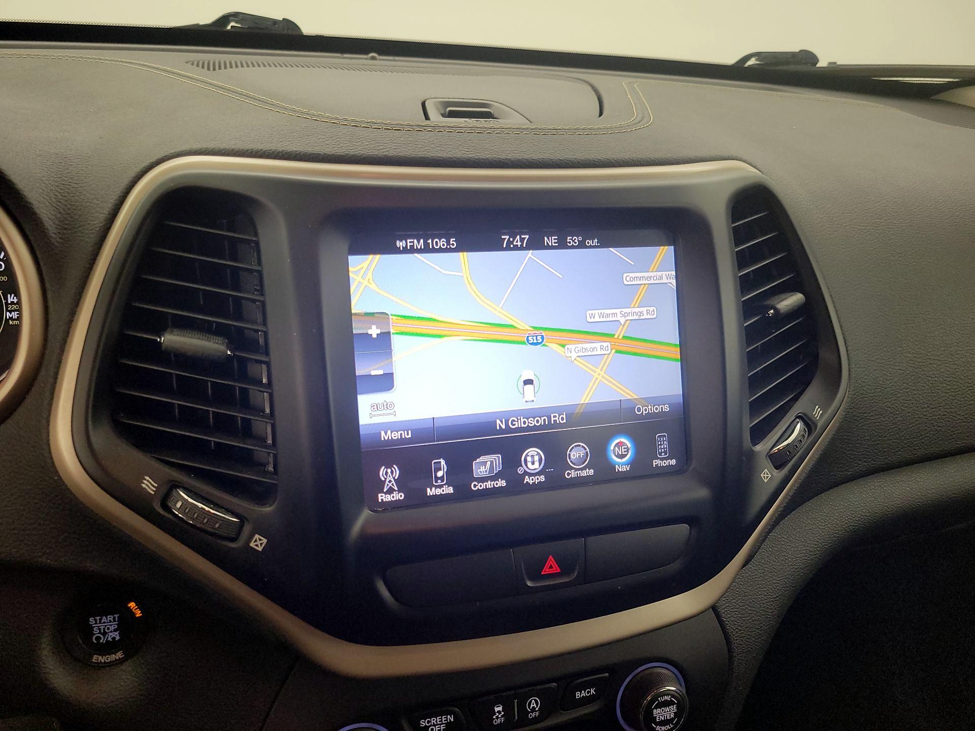 Thumbnail: 2016 Jeep Cherokee - 14