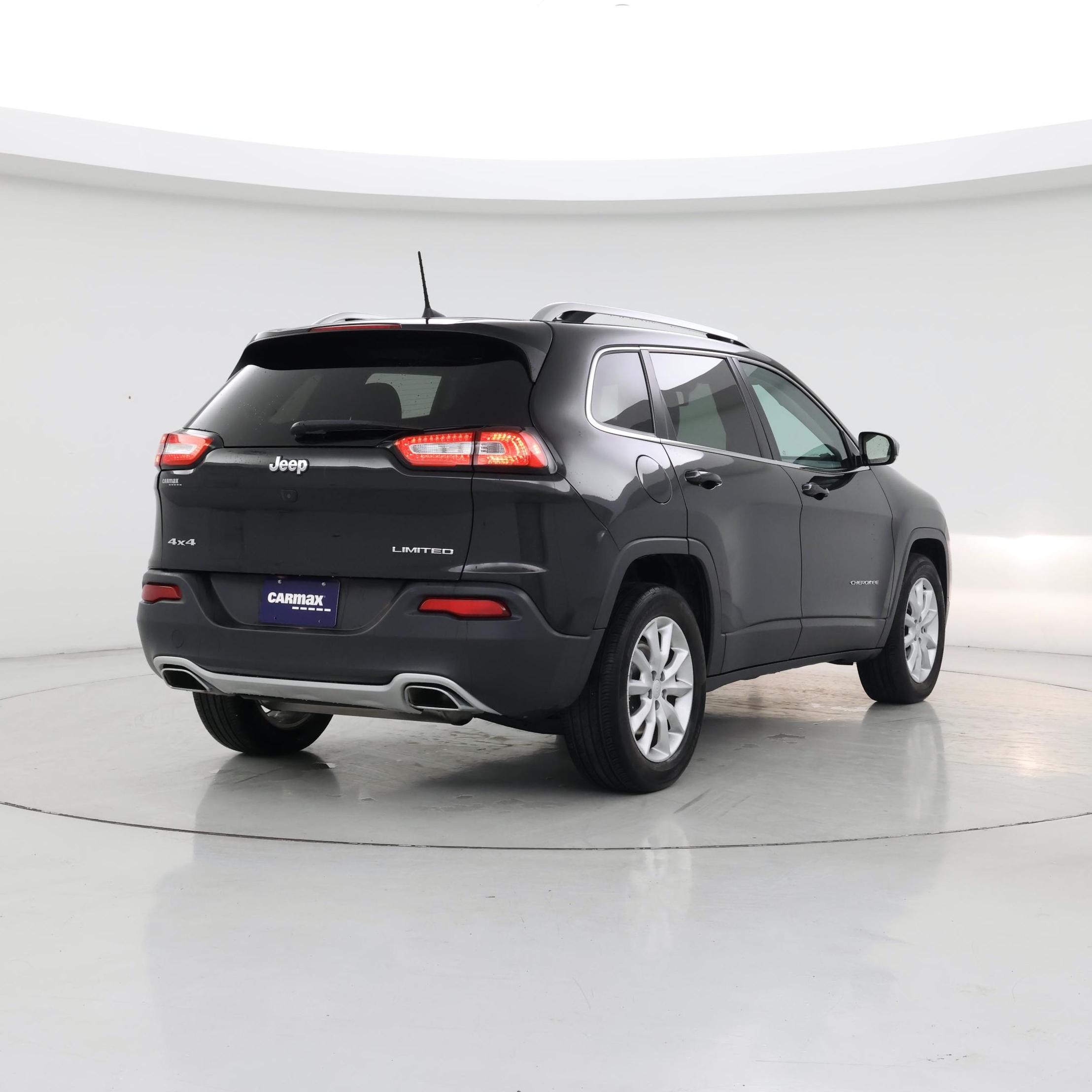 Thumbnail: 2016 Jeep Cherokee - 8