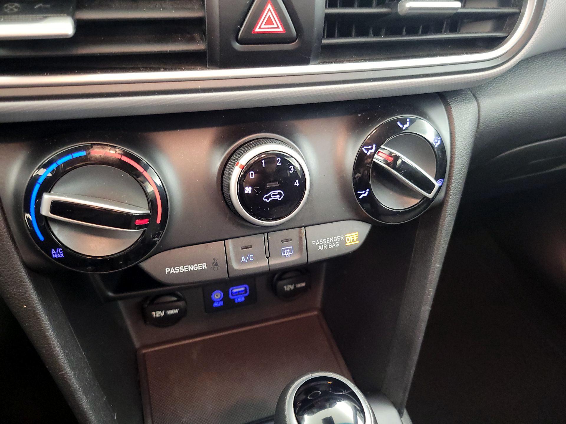 Thumbnail: 2018 Hyundai Kona - 16