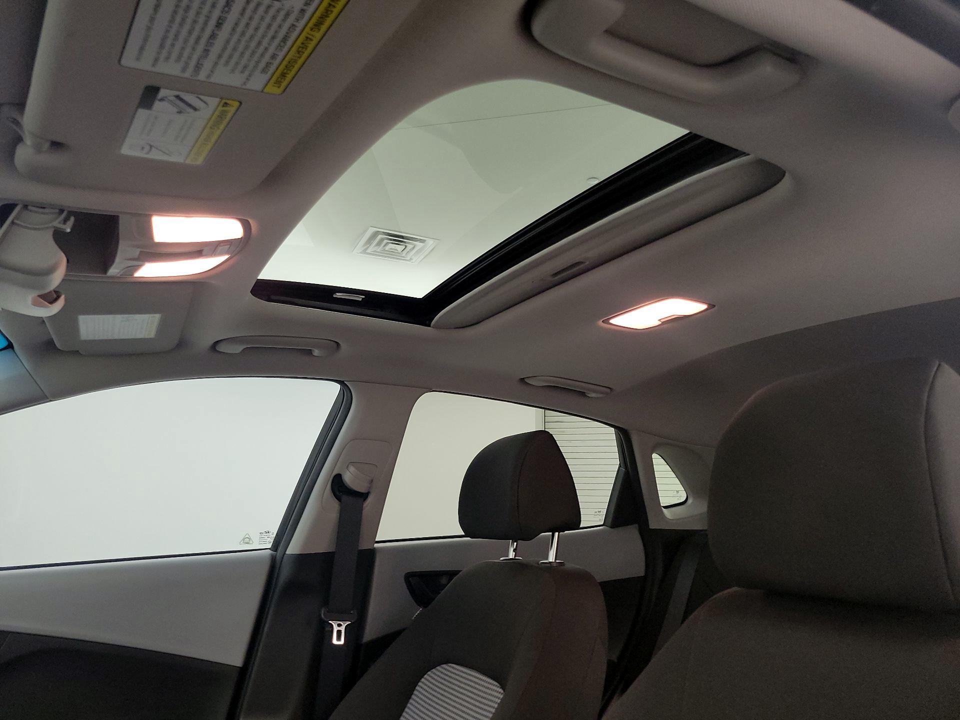 Thumbnail: 2018 Hyundai Kona - 19