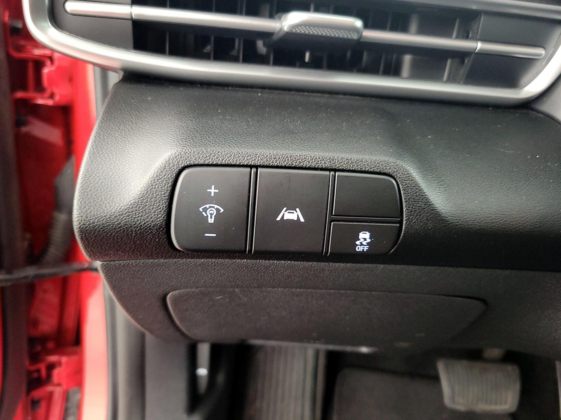 Thumbnail: 2021 Hyundai Elantra - 13