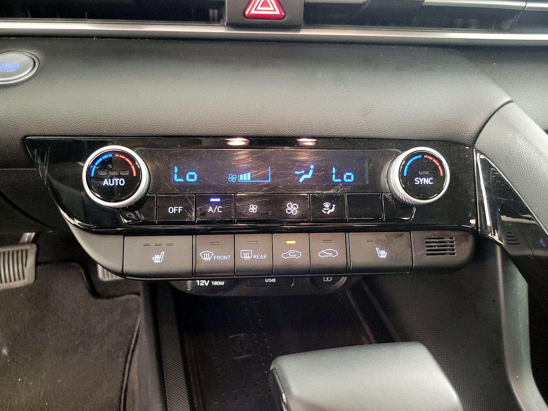 Thumbnail: 2021 Hyundai Elantra - 16