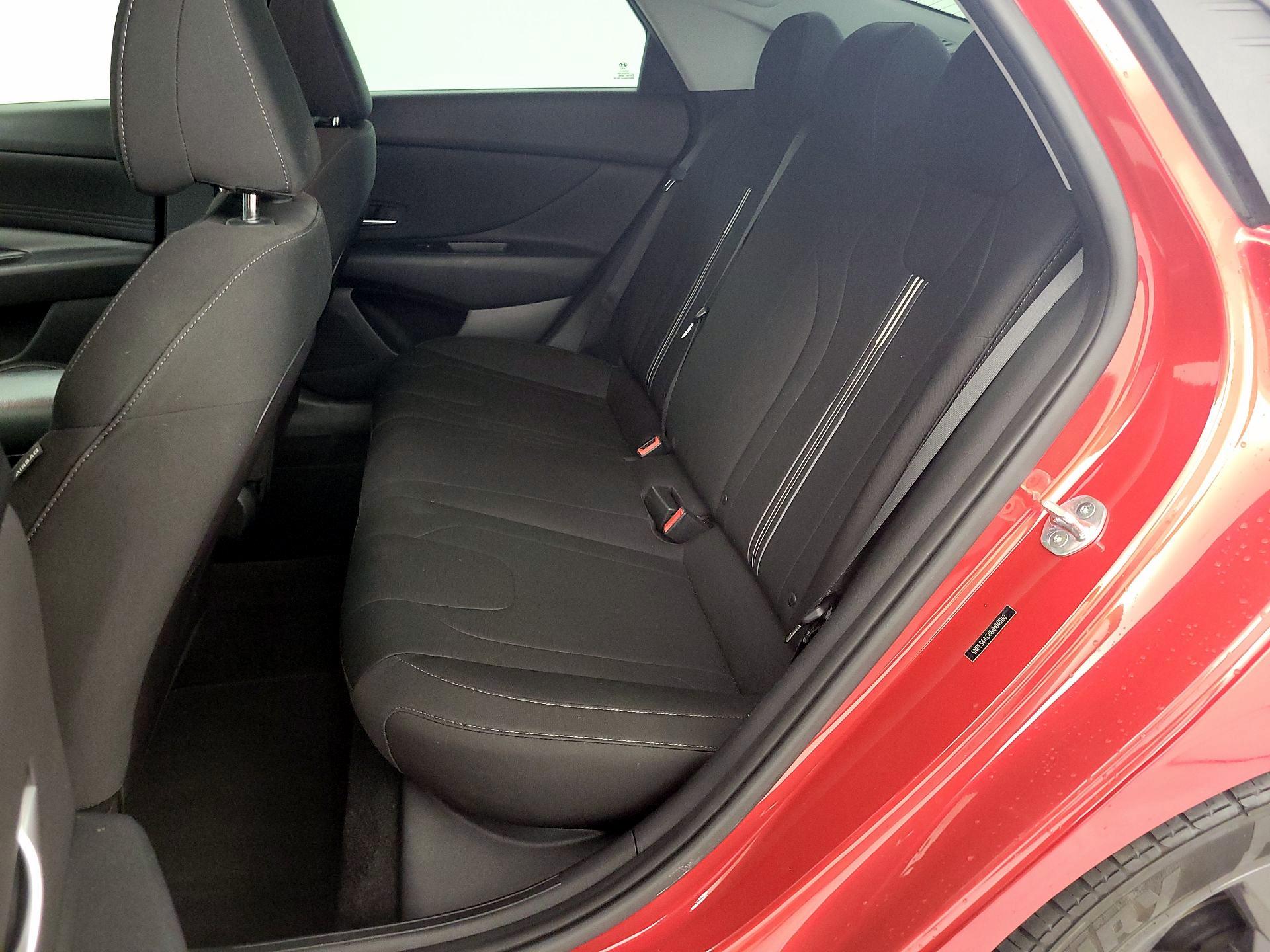 Thumbnail: 2021 Hyundai Elantra - 19