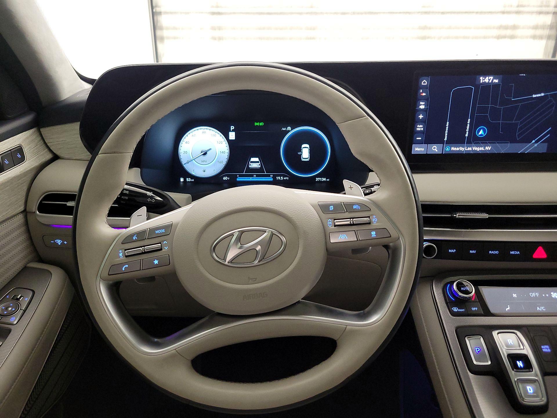 Thumbnail: 2023 Hyundai Palisade - 10