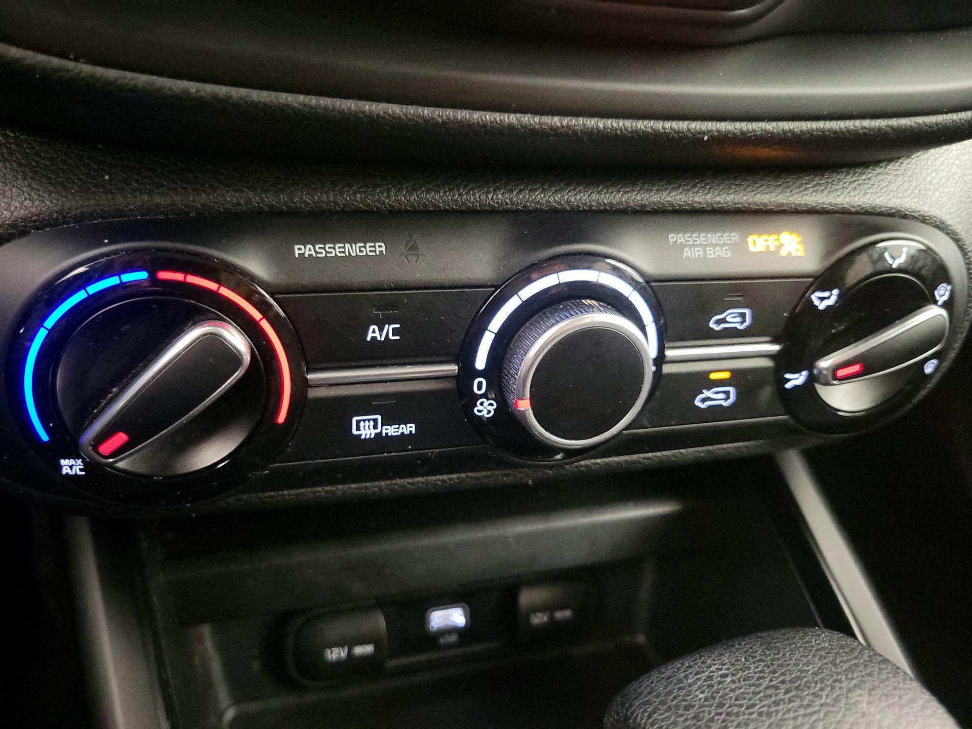 Thumbnail: 2023 Kia Soul - 16