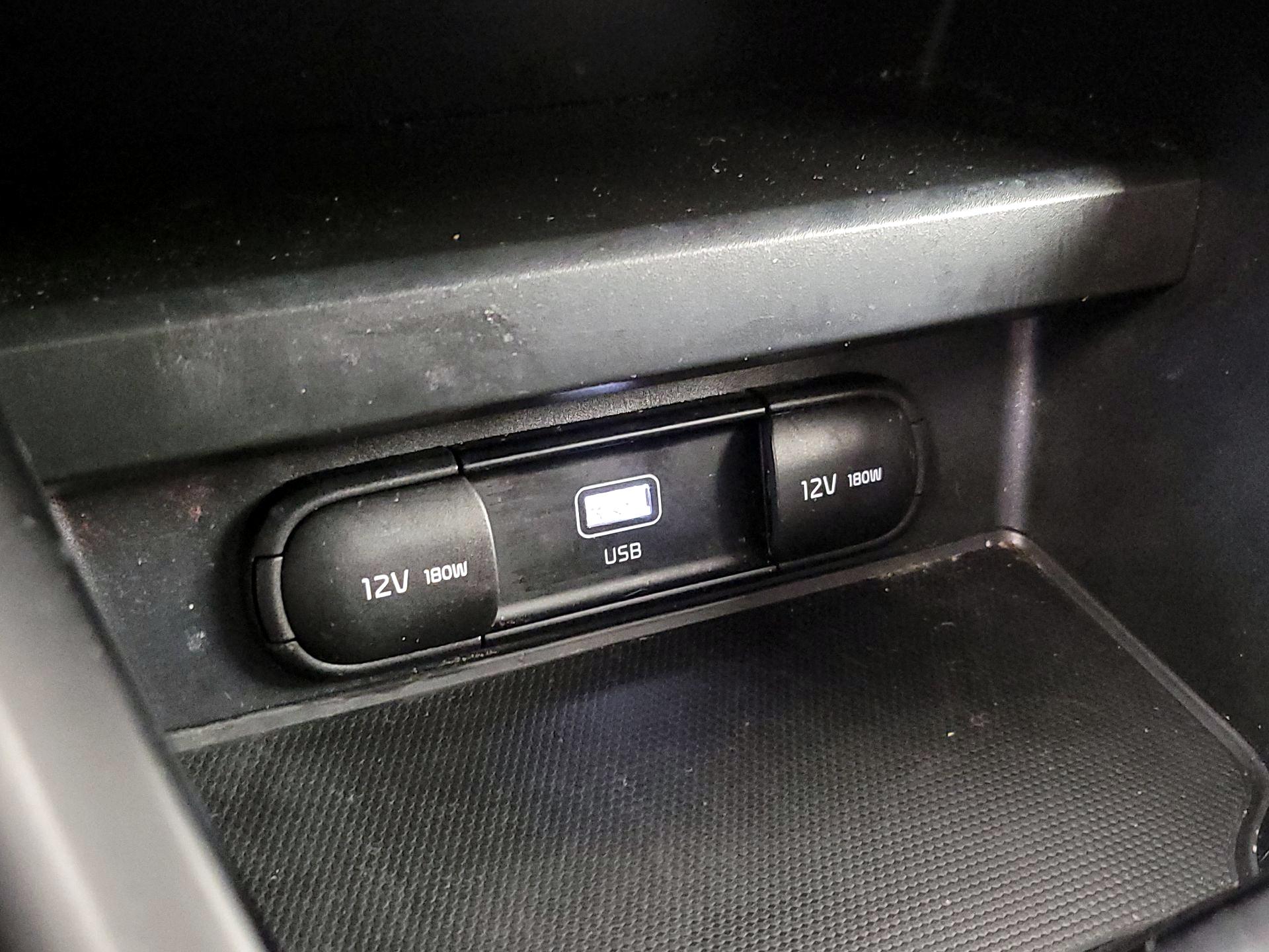 Thumbnail: 2023 Kia Soul - 18