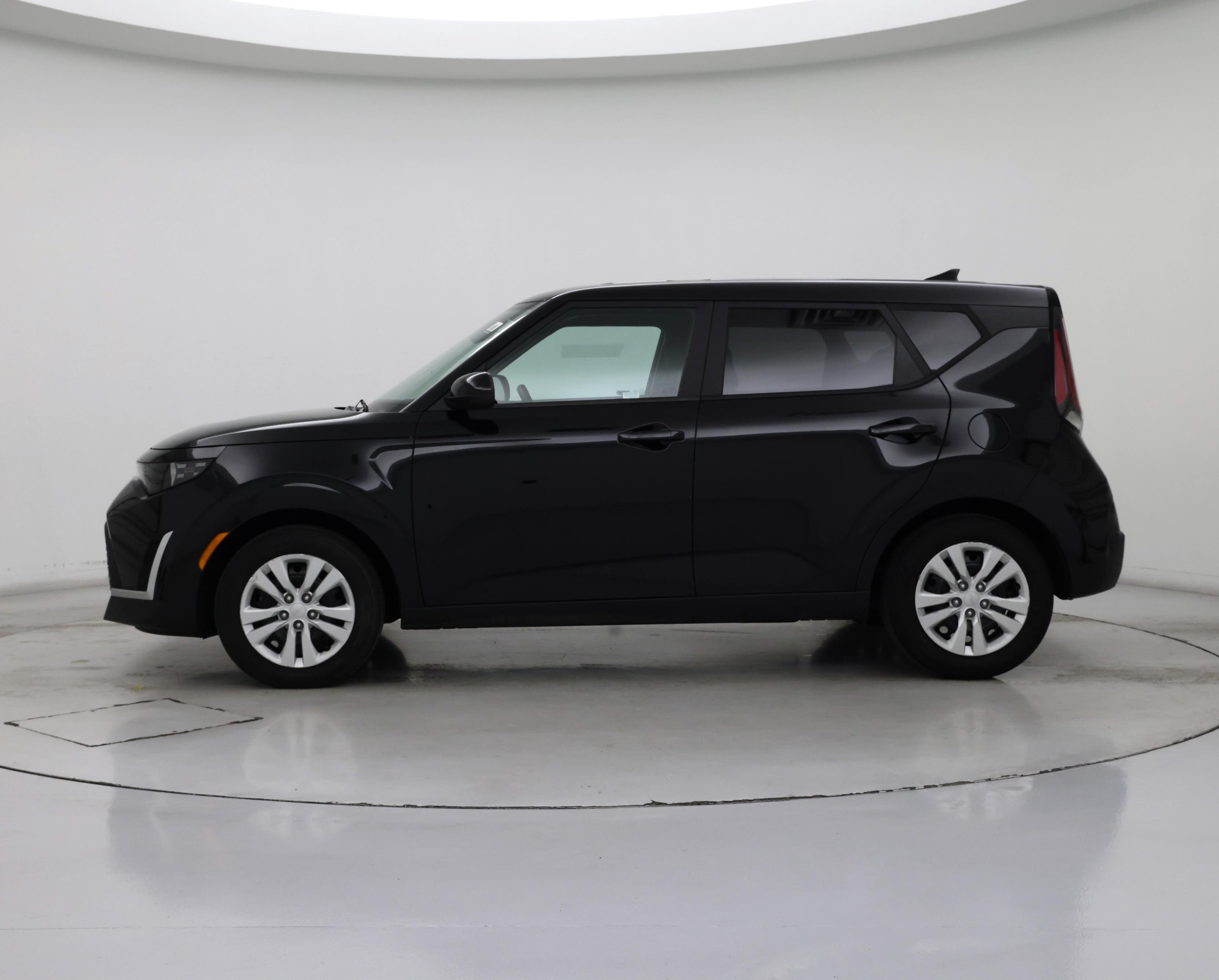 Thumbnail: 2023 Kia Soul - 3