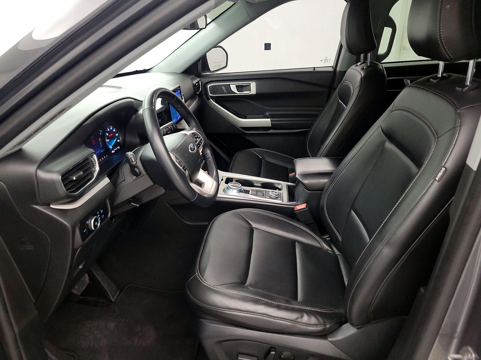 Thumbnail: 2023 Ford Explorer - 11