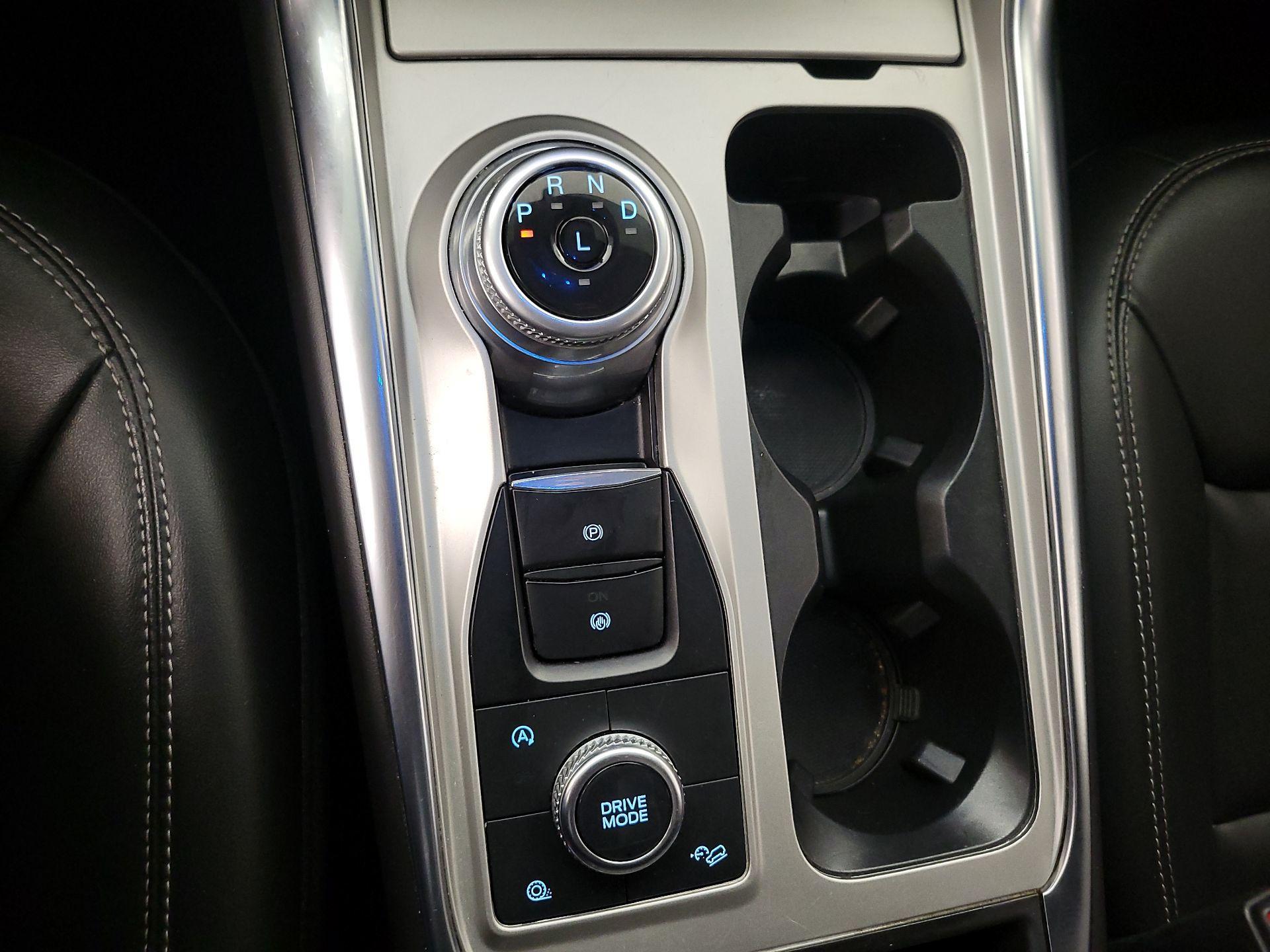 Thumbnail: 2023 Ford Explorer - 18