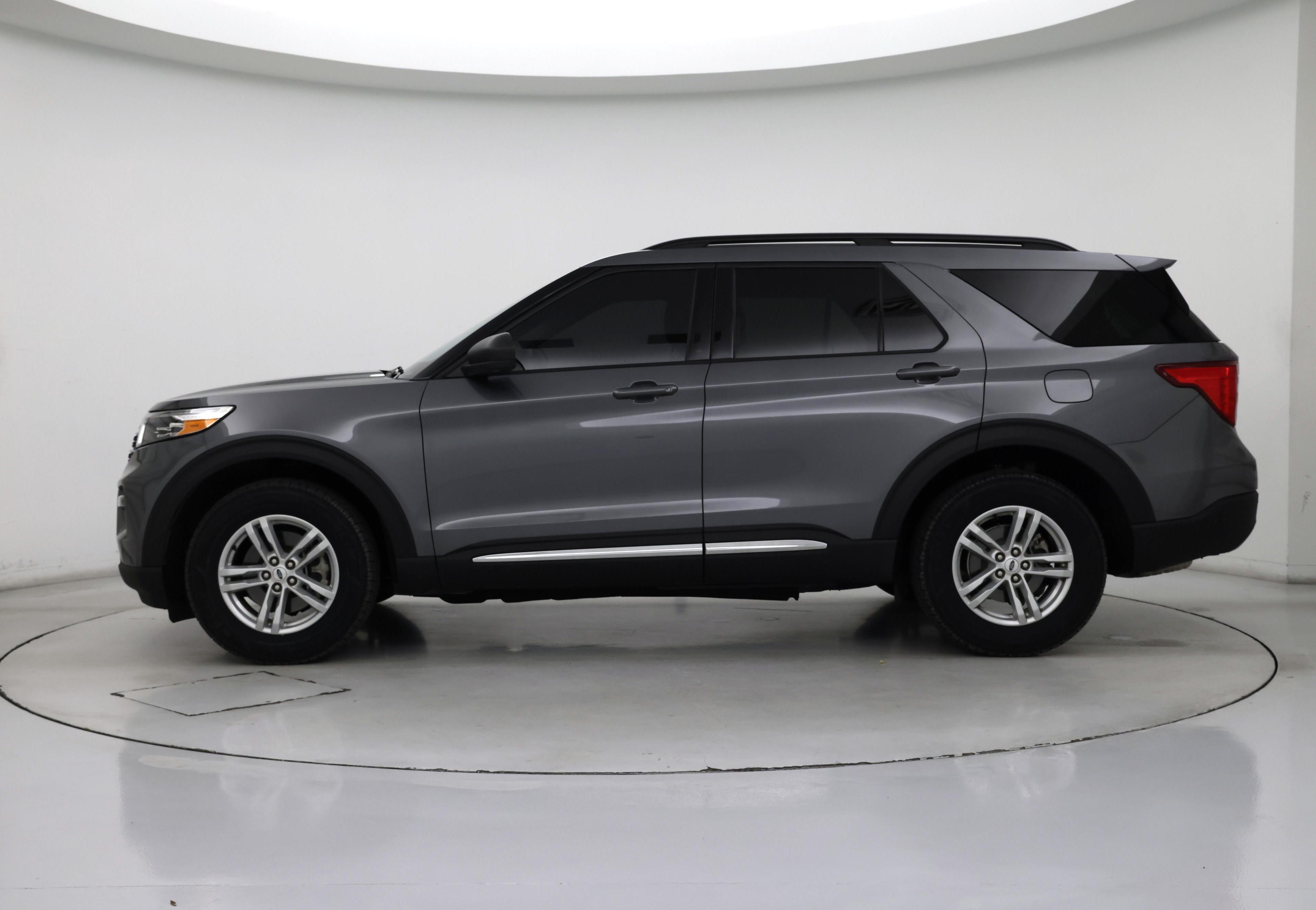 Thumbnail: 2023 Ford Explorer - 3