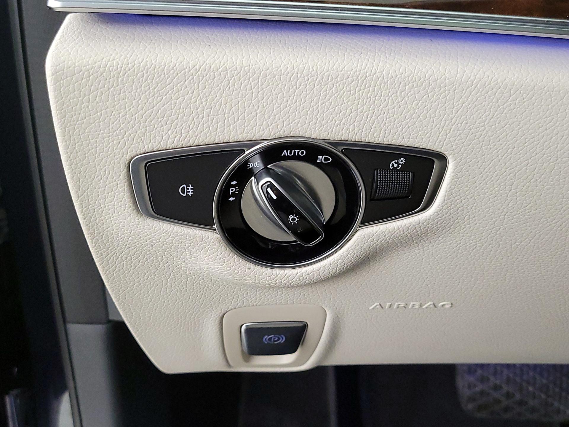 Thumbnail: 2022 Mercedes-Benz E-Class - 13