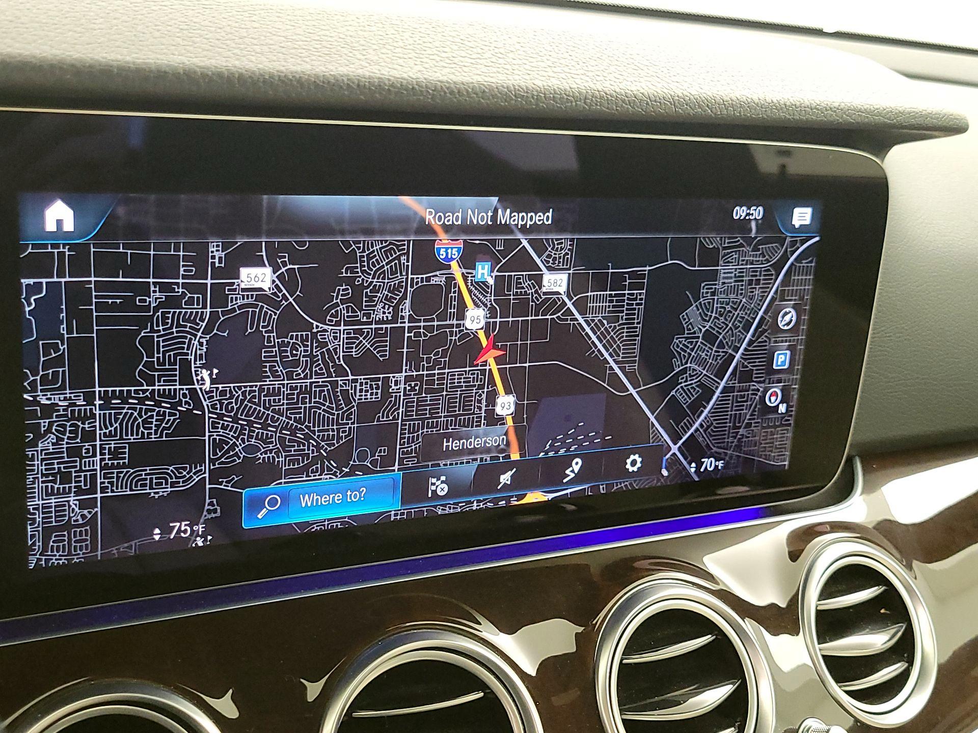 Thumbnail: 2022 Mercedes-Benz E-Class - 14