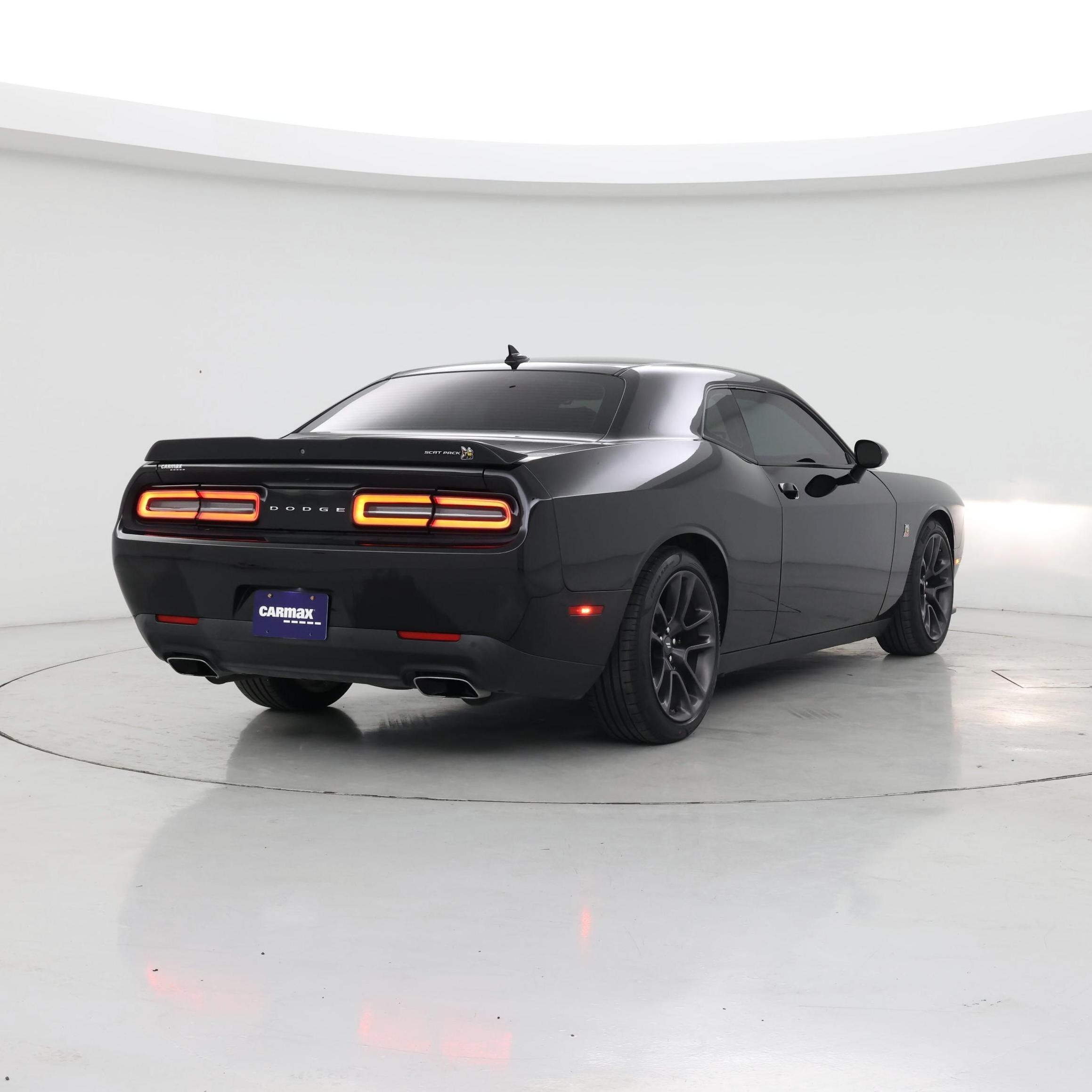 Thumbnail: 2021 Dodge Challenger - 8