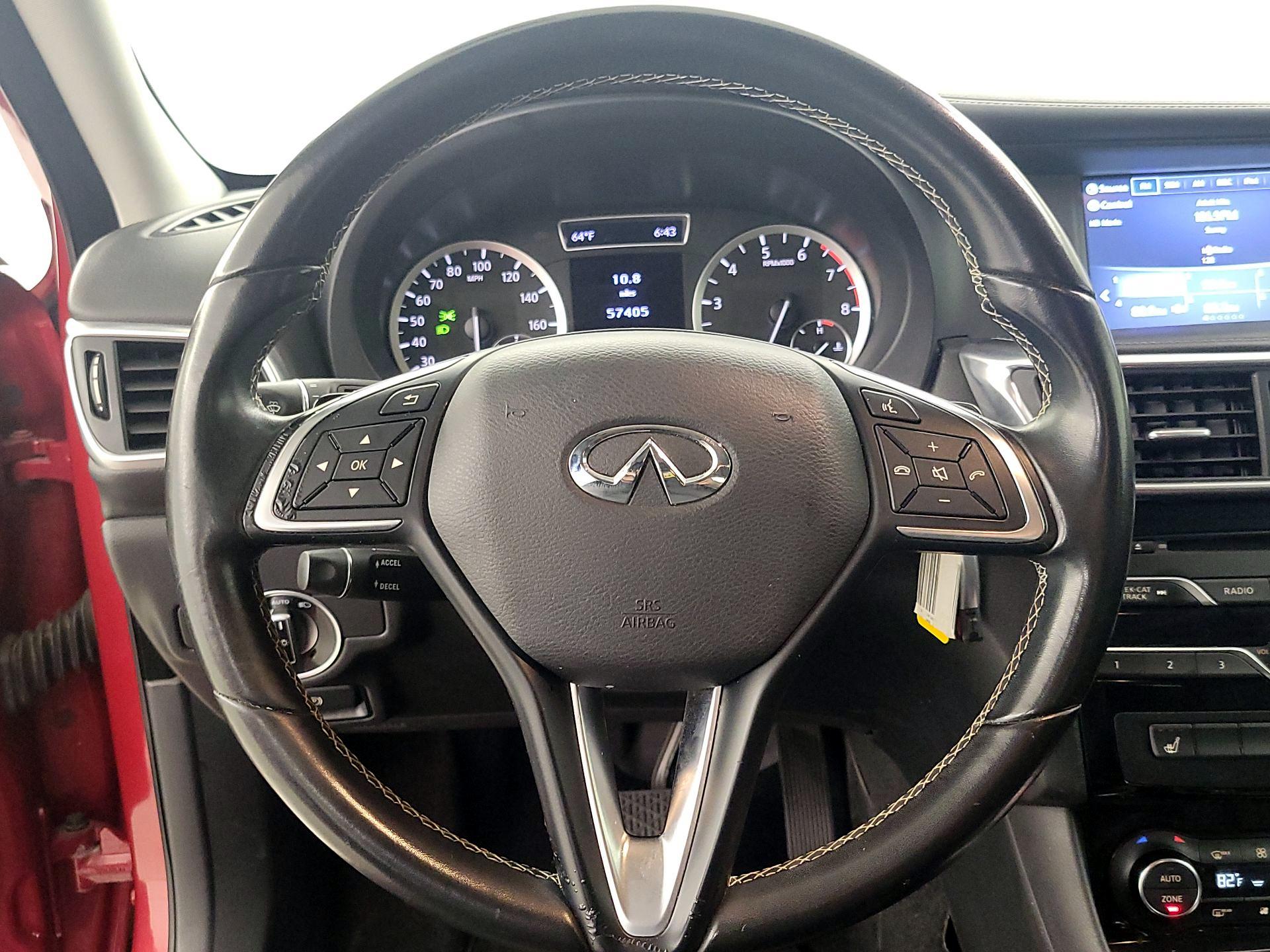 Thumbnail: 2018 INFINITI QX30 - 10