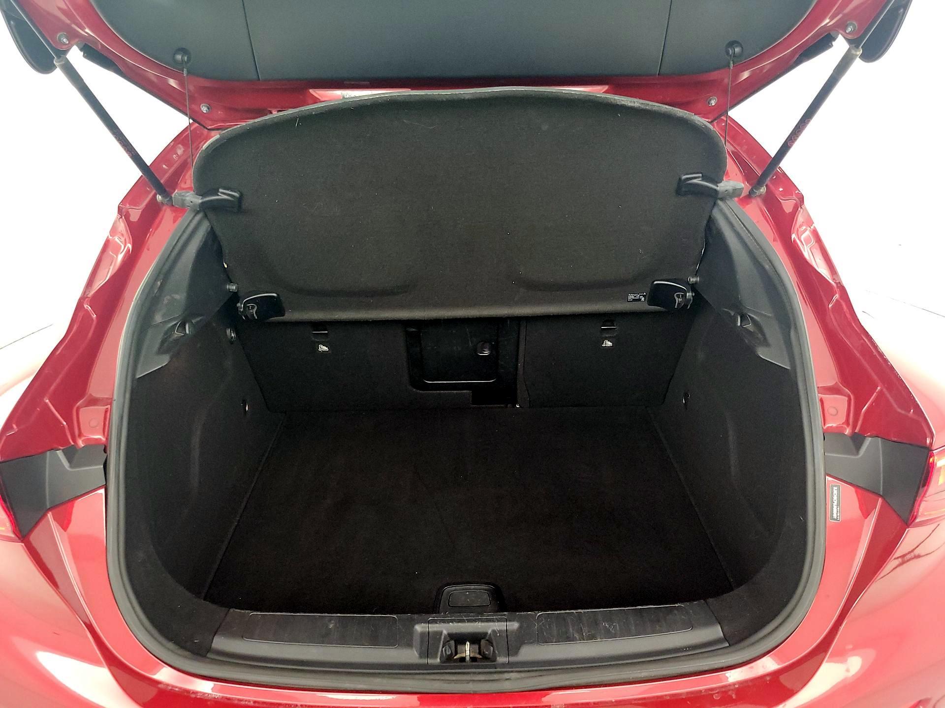 Thumbnail: 2018 INFINITI QX30 - 20