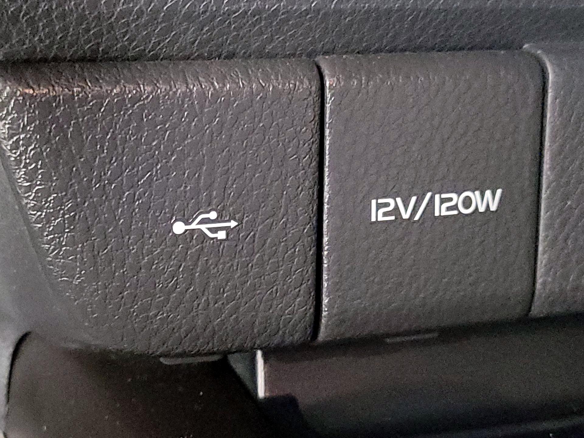 Thumbnail: 2022 Toyota Camry - 18