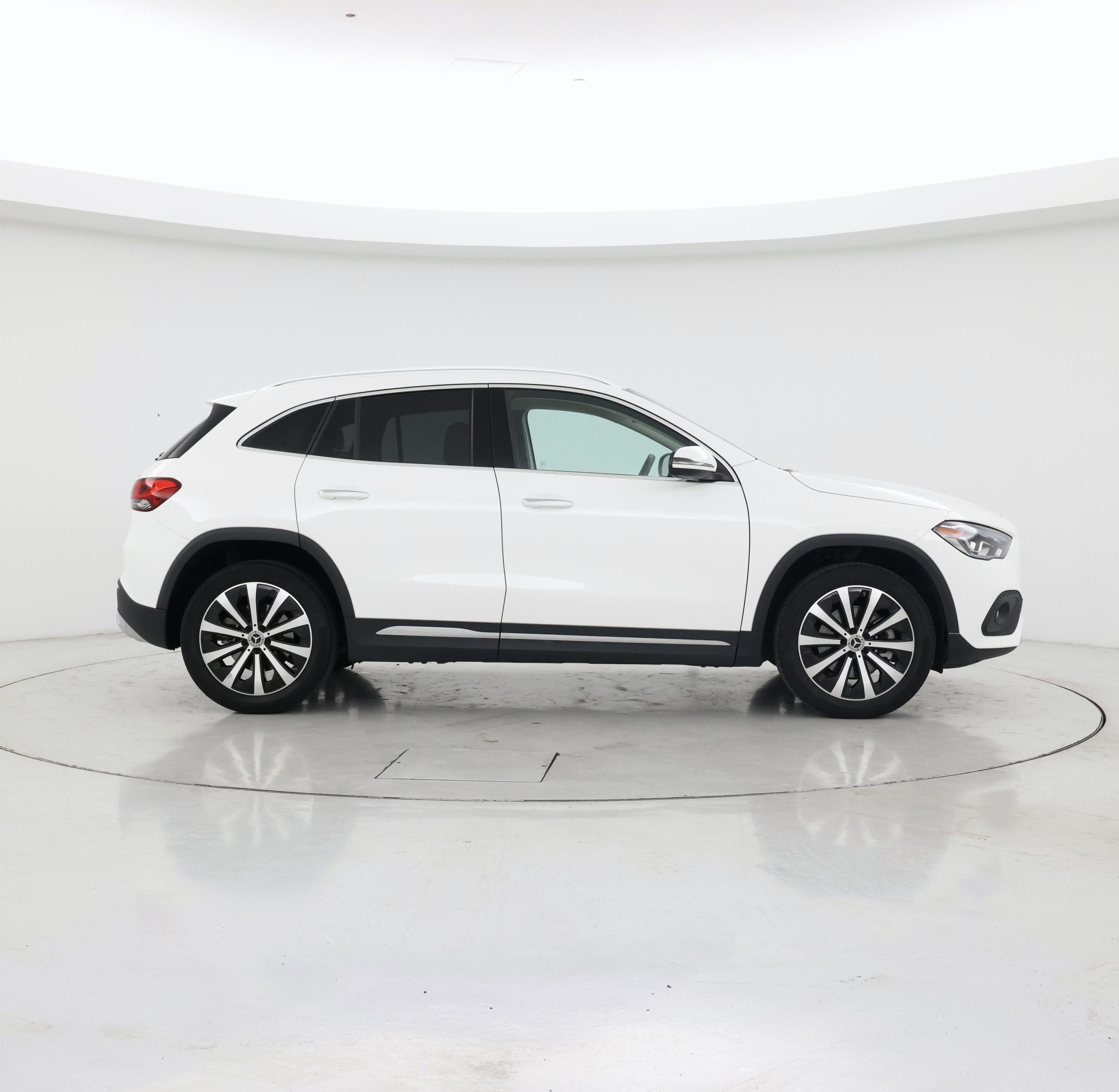 Thumbnail: 2023 Mercedes-Benz GLA - 7