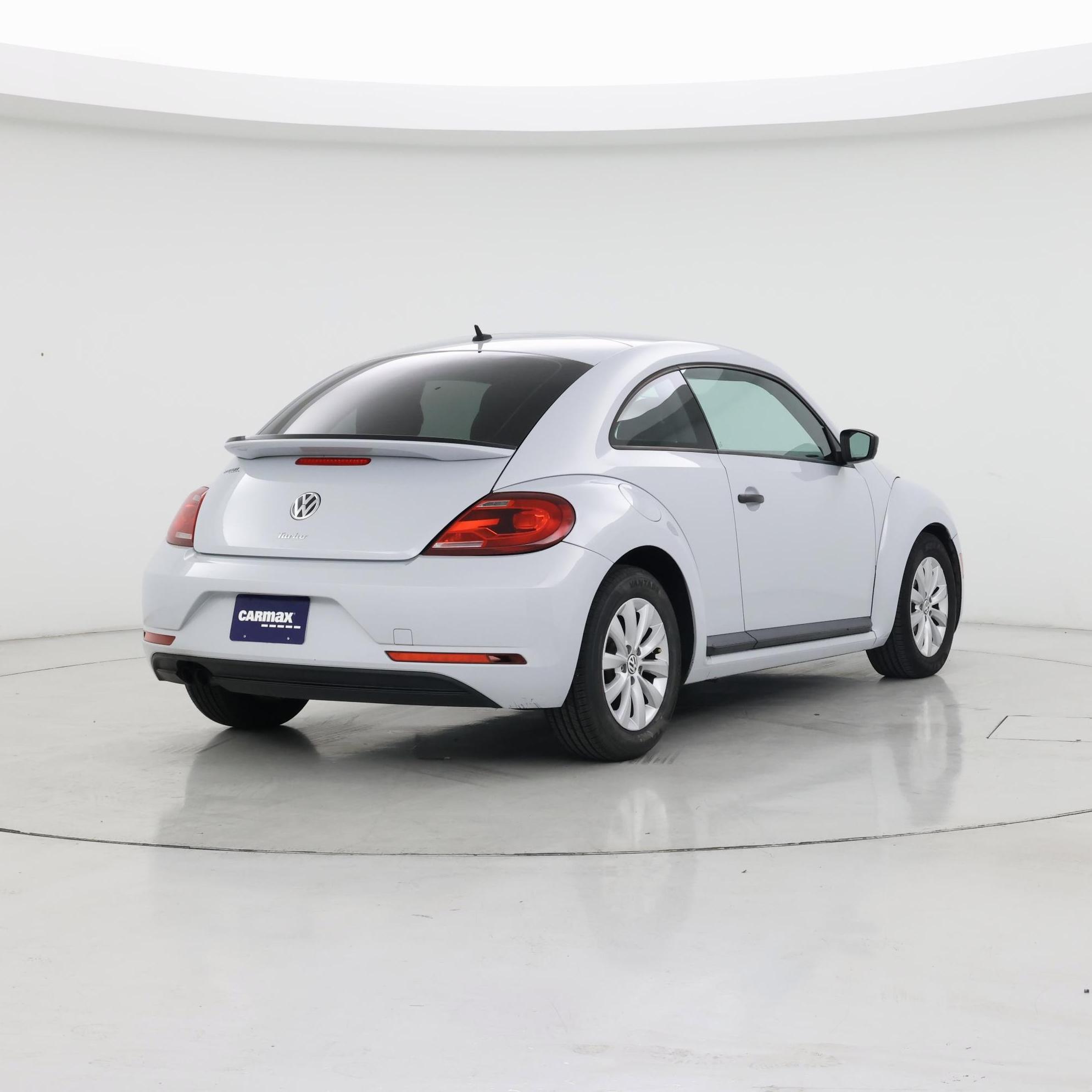 Thumbnail: 2017 Volkswagen Beetle - 8