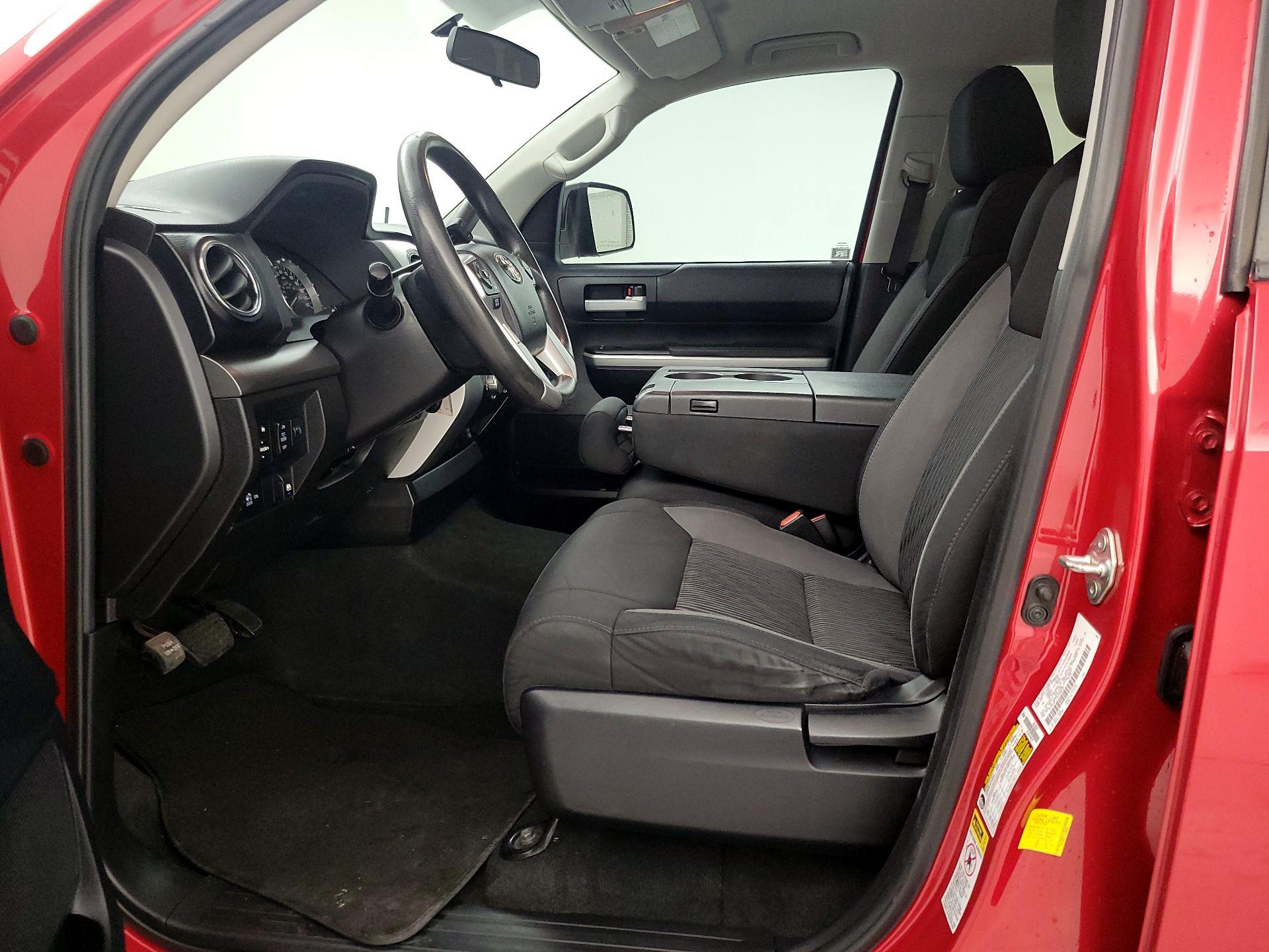 Thumbnail: 2016 Toyota Tundra - 11