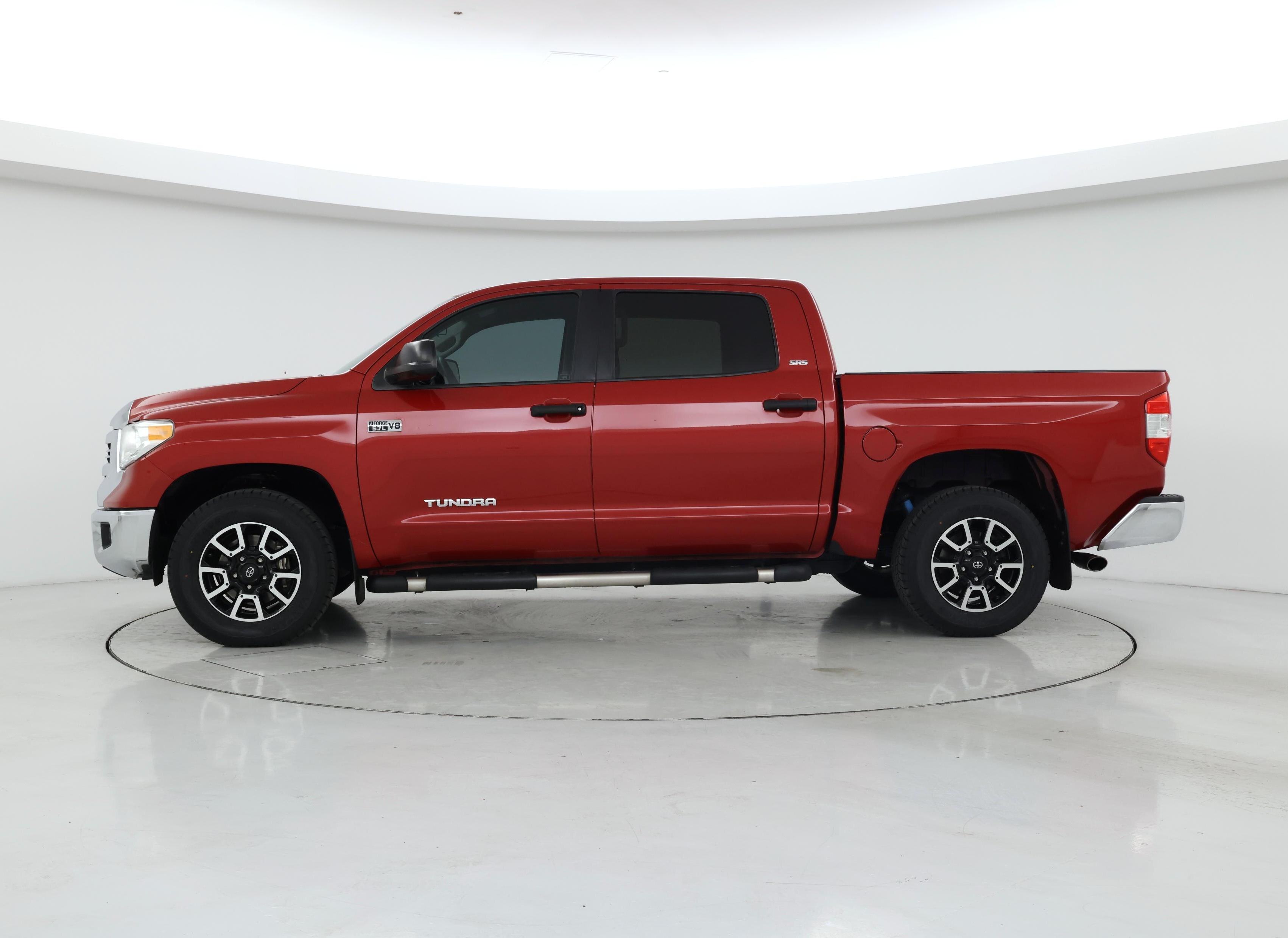 Thumbnail: 2016 Toyota Tundra - 3