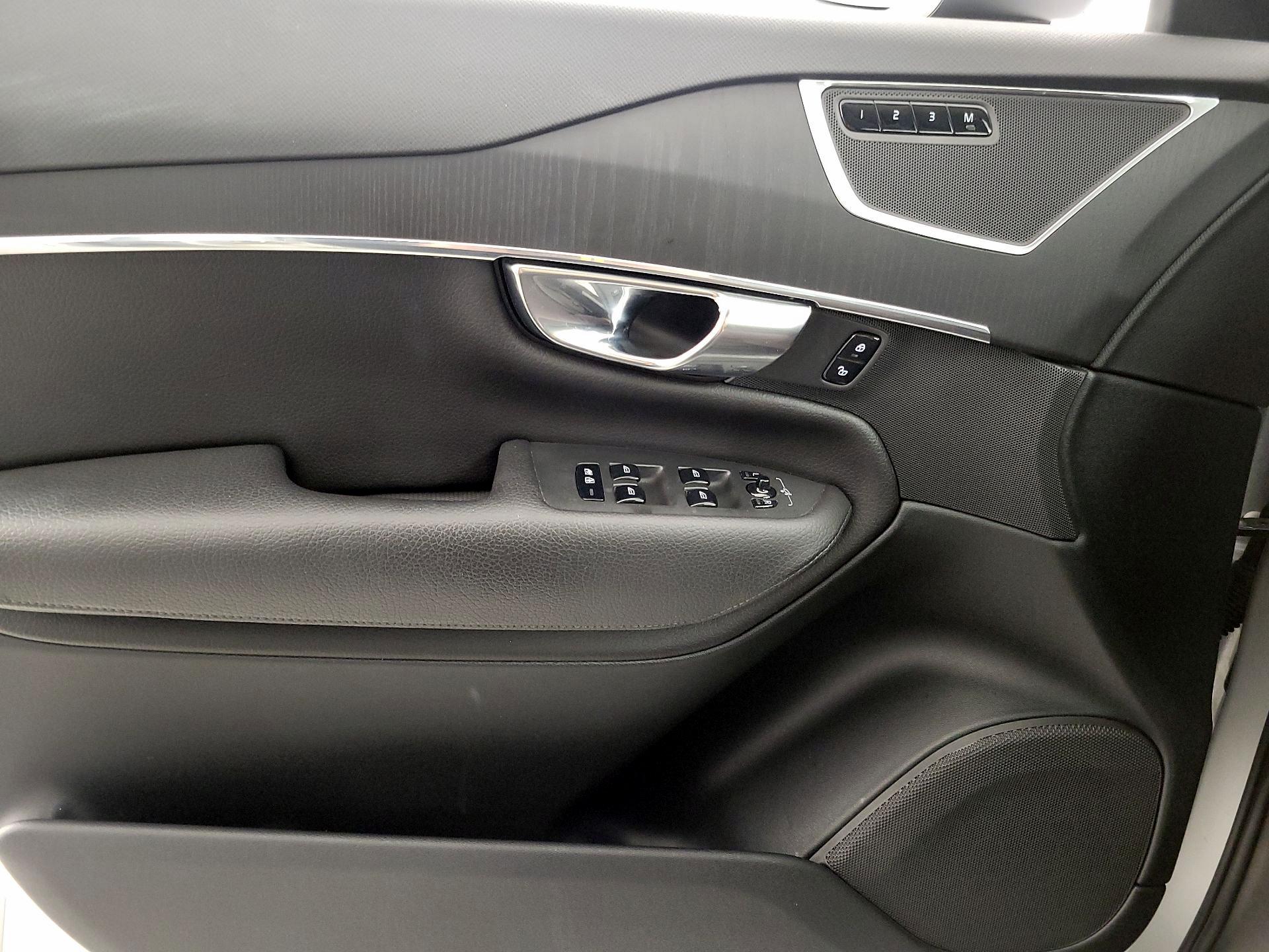 Thumbnail: 2020 Volvo XC90 - 12