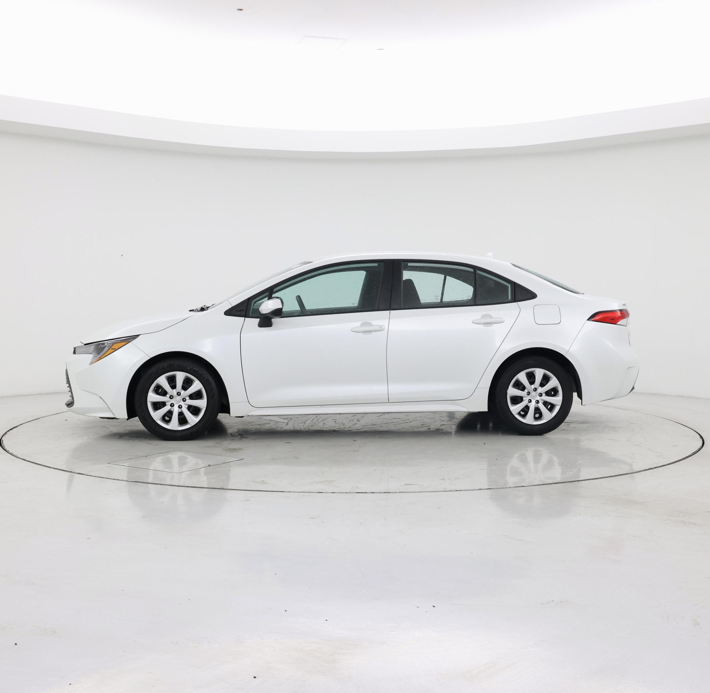 Thumbnail: 2024 Toyota Corolla - 3