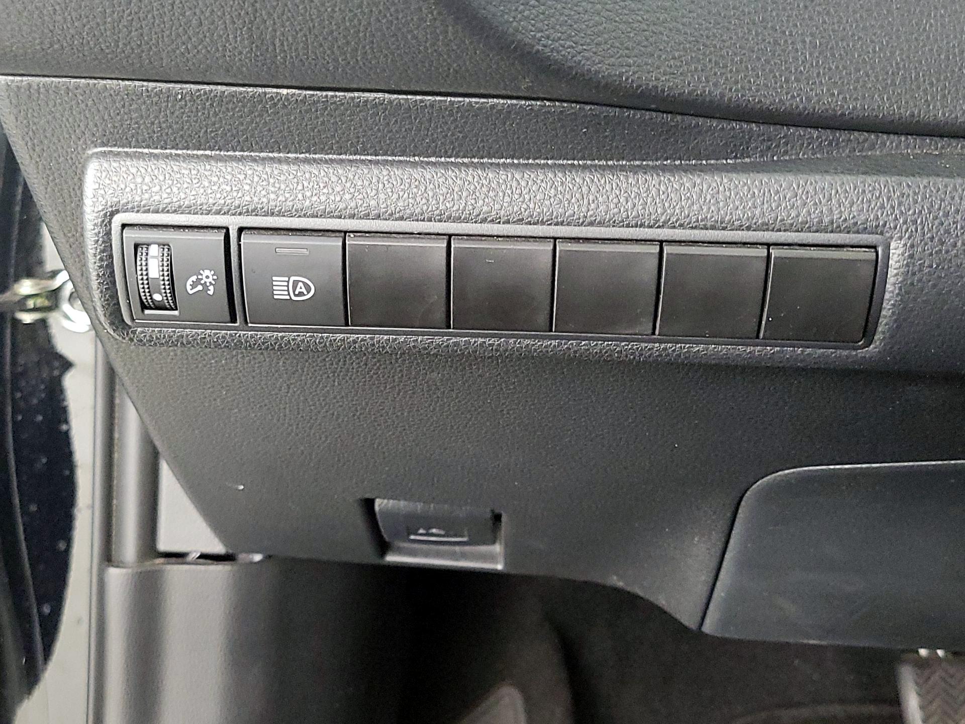 Thumbnail: 2024 Toyota Corolla - 13