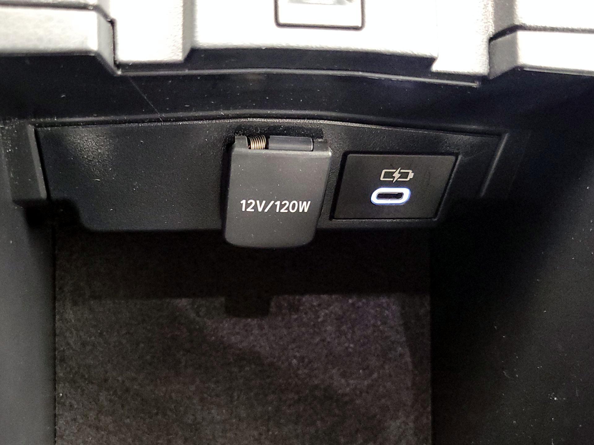 Thumbnail: 2024 Toyota Corolla - 18