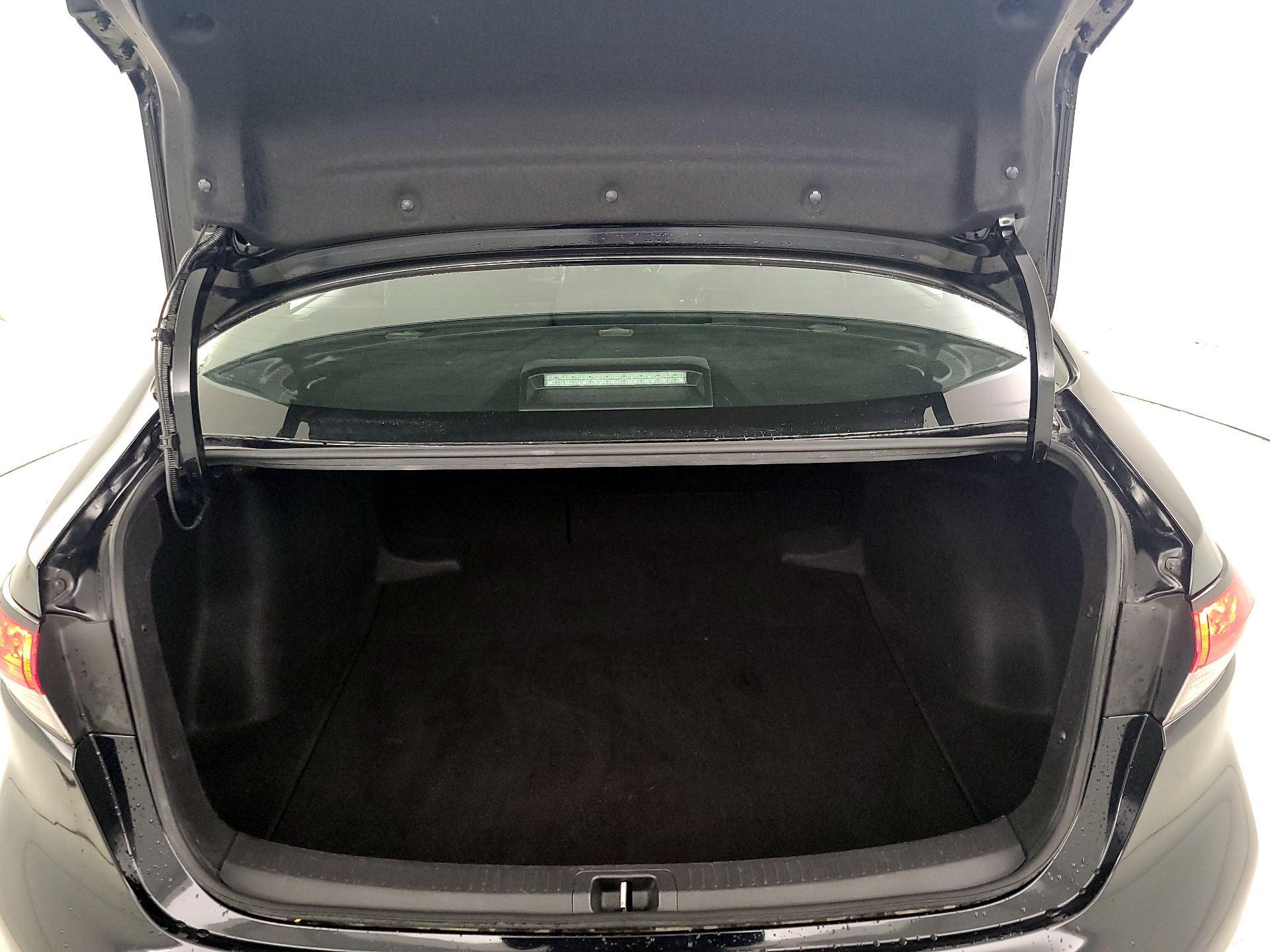 Thumbnail: 2024 Toyota Corolla - 20