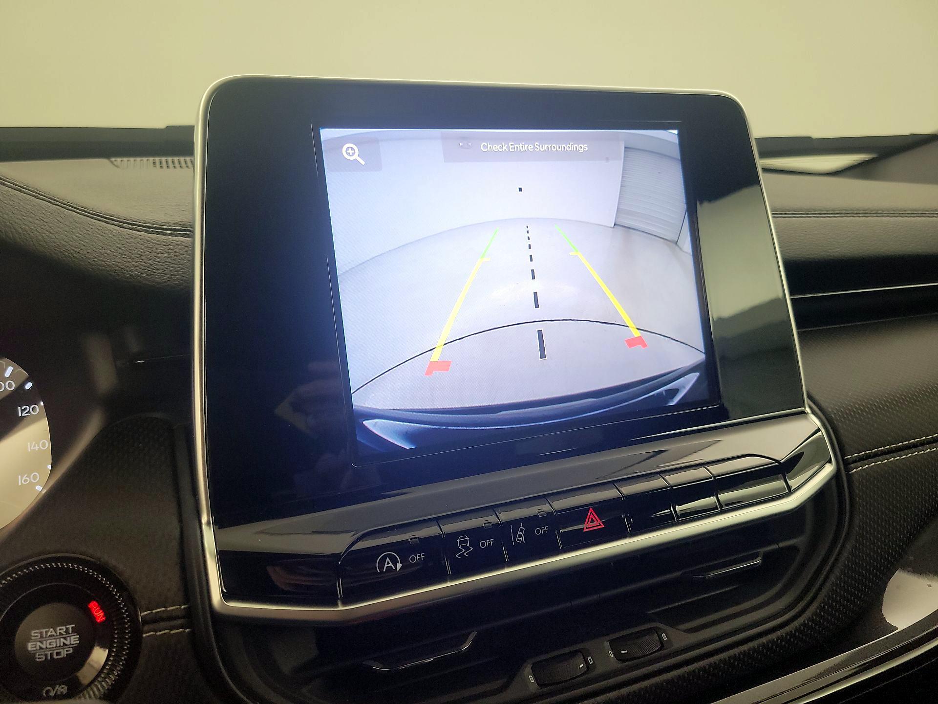 Thumbnail: 2022 Jeep Compass - 14