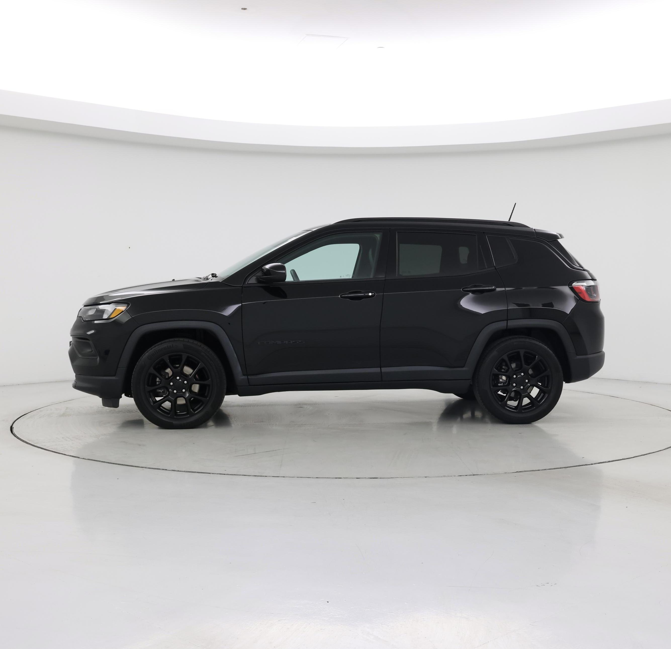 Thumbnail: 2022 Jeep Compass - 3