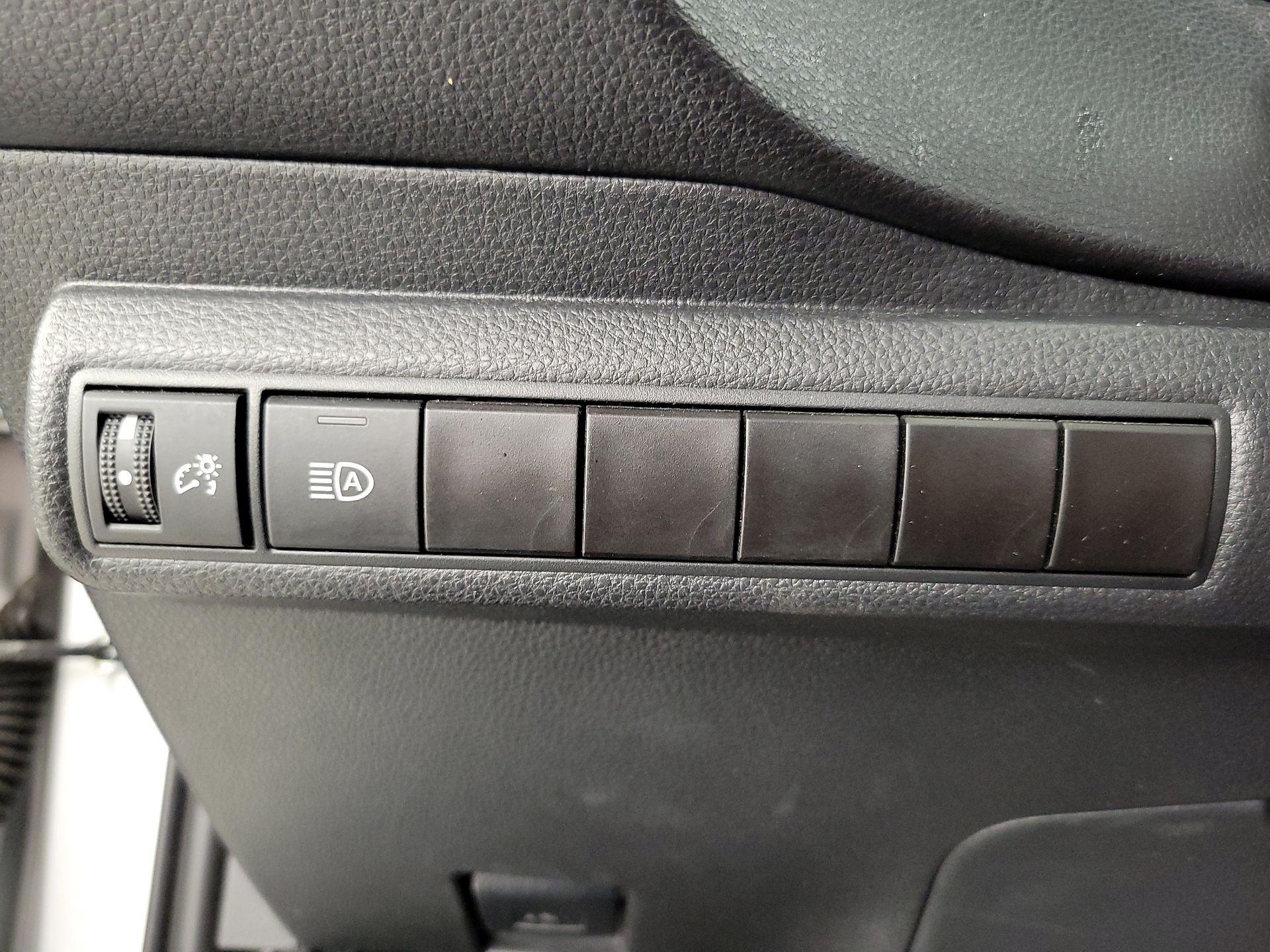 Thumbnail: 2024 Toyota Corolla - 13