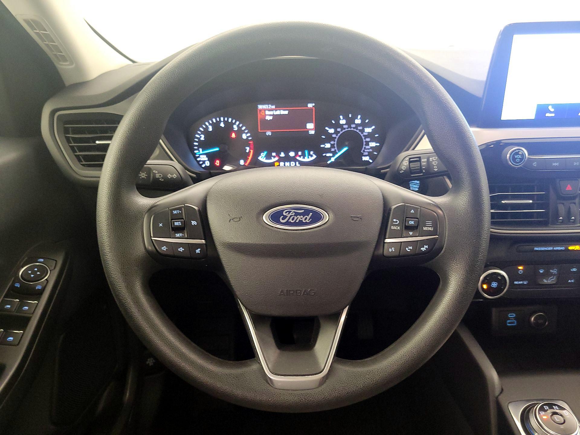 Thumbnail: 2021 Ford Escape - 10