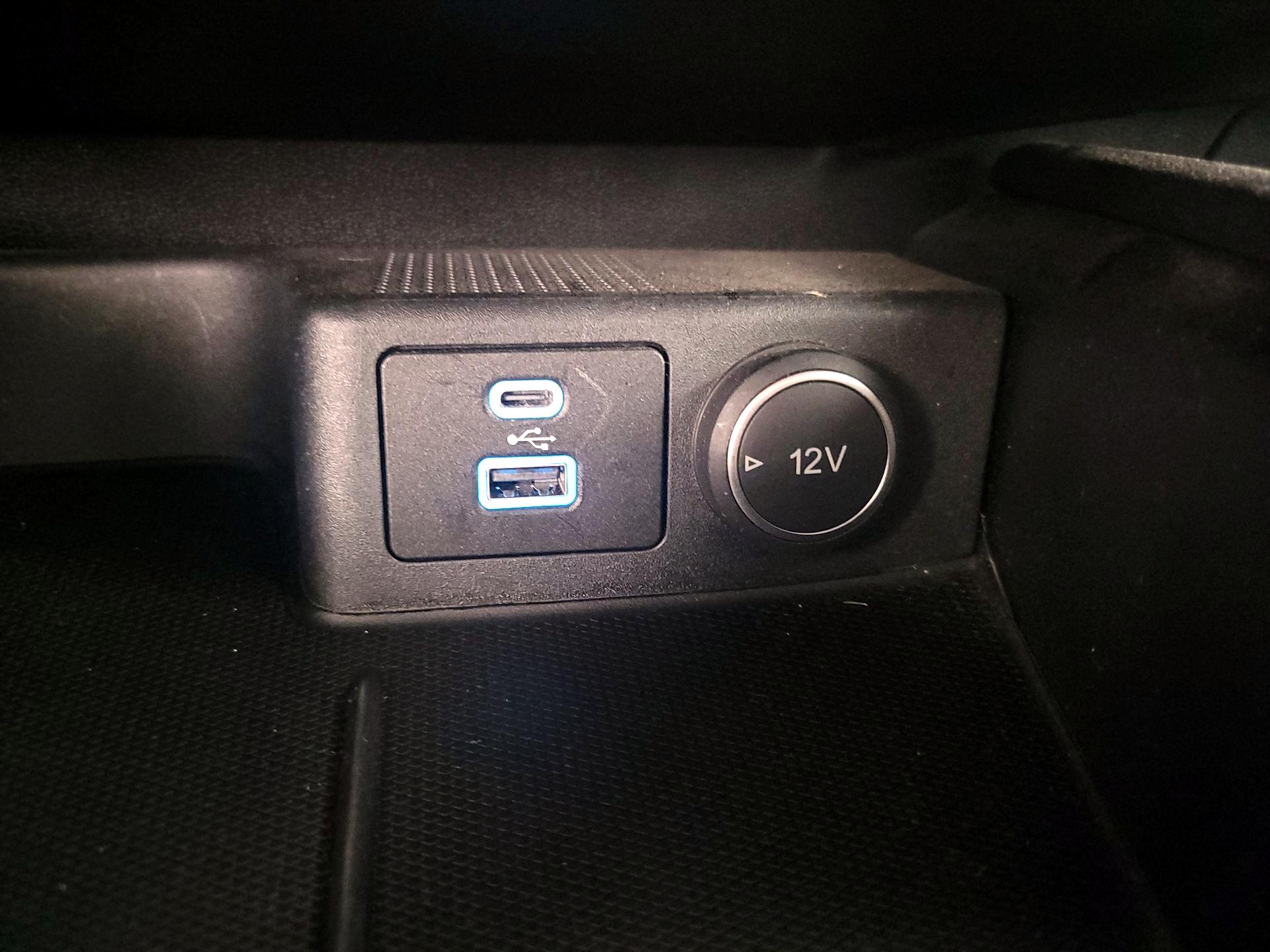 Thumbnail: 2021 Ford Escape - 18