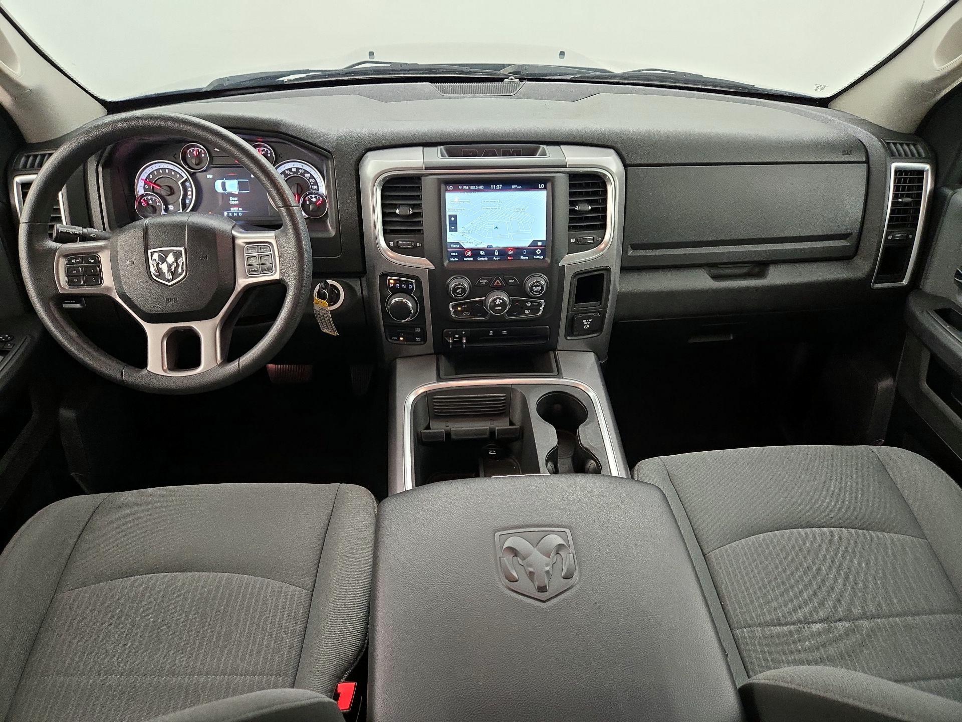 Thumbnail: 2023 RAM 1500 Classic - 9