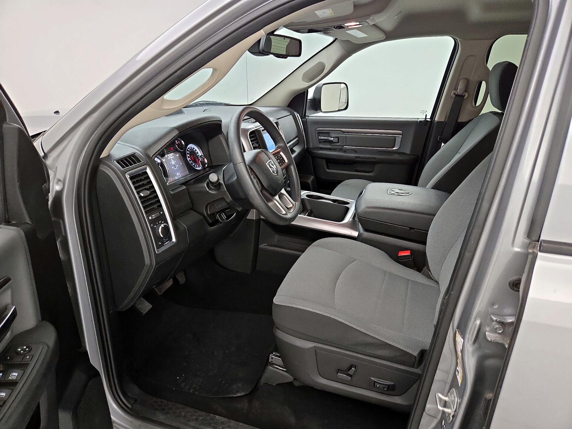 Thumbnail: 2023 RAM 1500 Classic - 11
