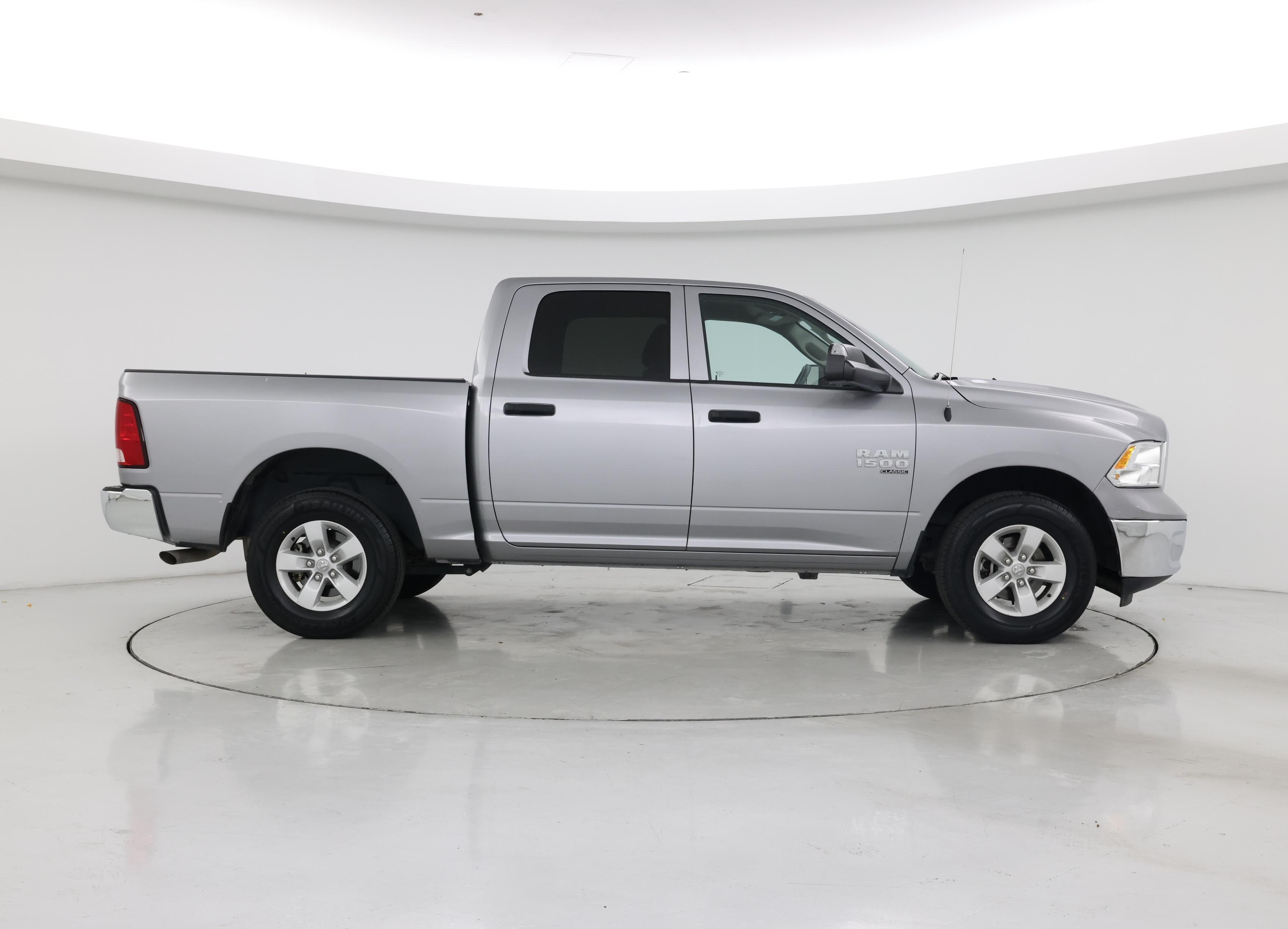Thumbnail: 2023 RAM 1500 Classic - 7