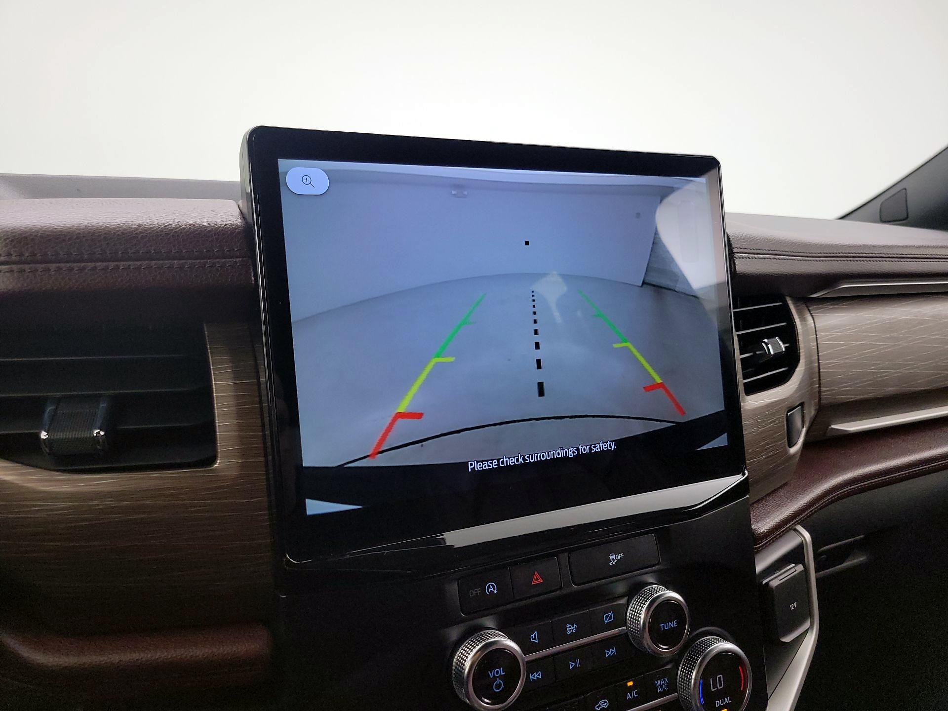 Thumbnail: 2024 Ford Expedition - 15