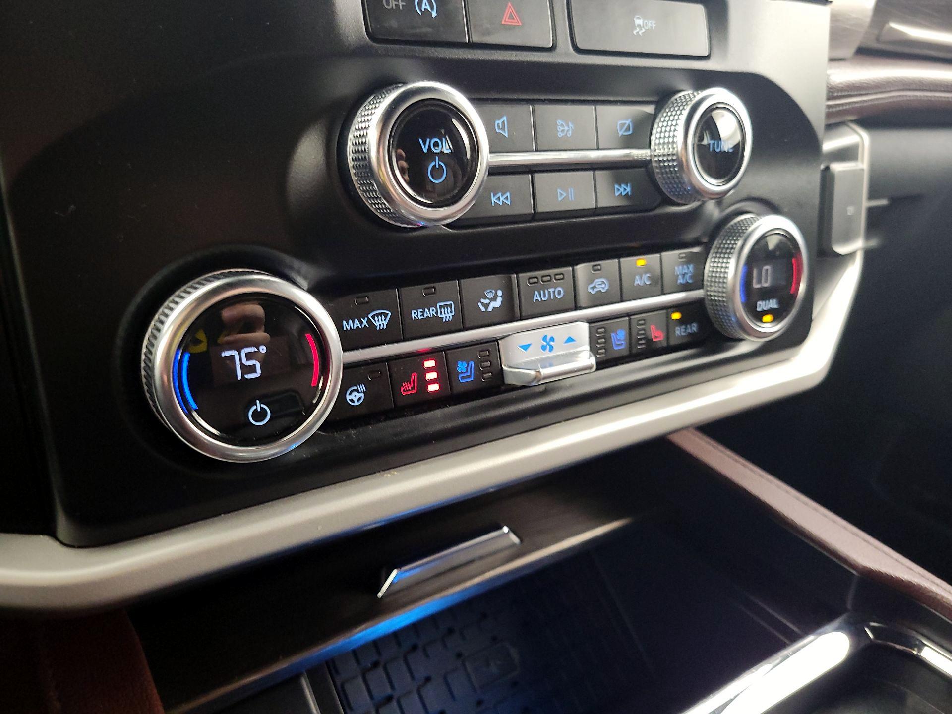 Thumbnail: 2024 Ford Expedition - 17